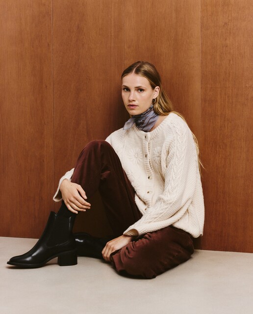 Imagen 0 de Chaleco de punto fantasía de mujer