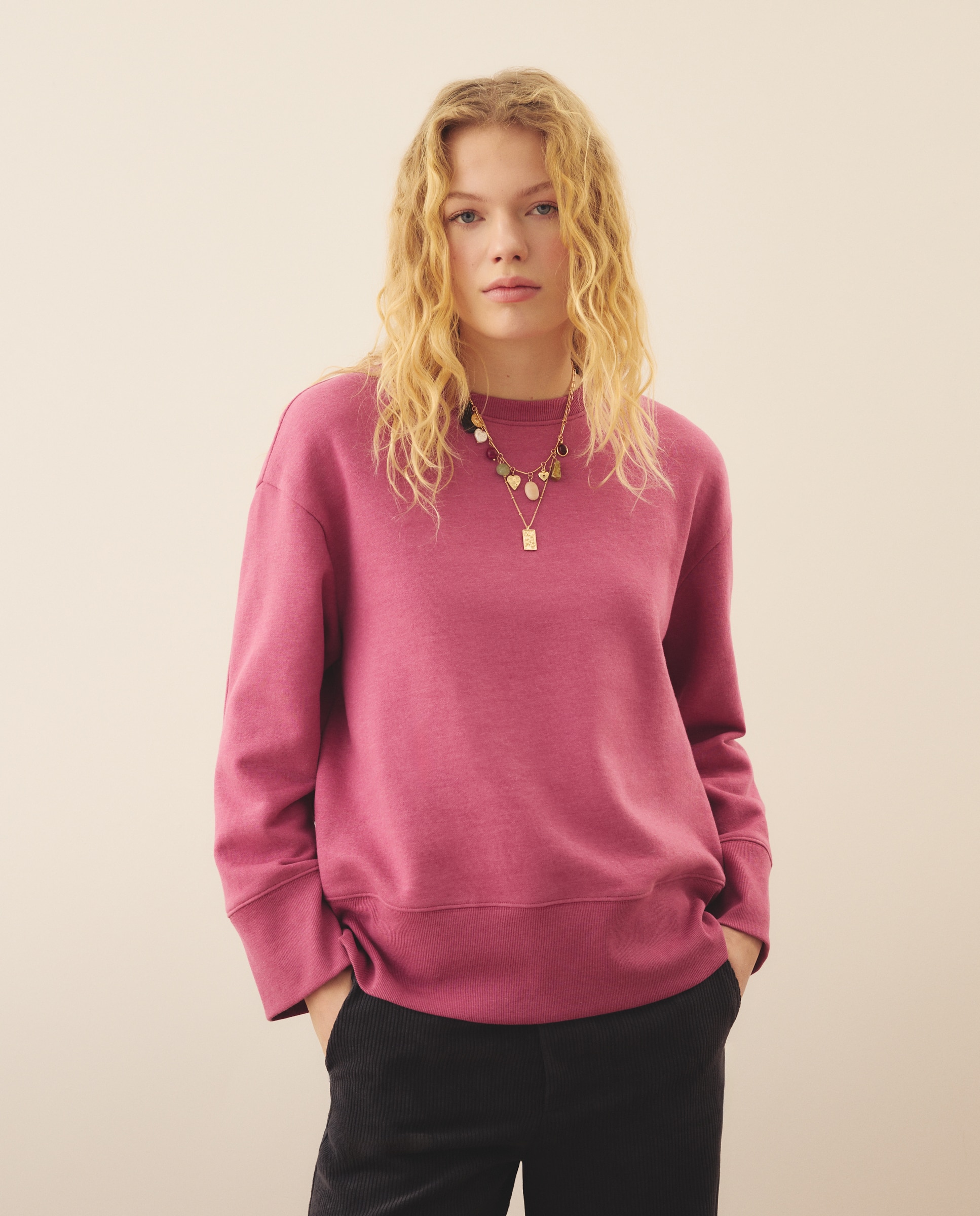 Sweatshirt com decote redondo 240 Fúcsia-2