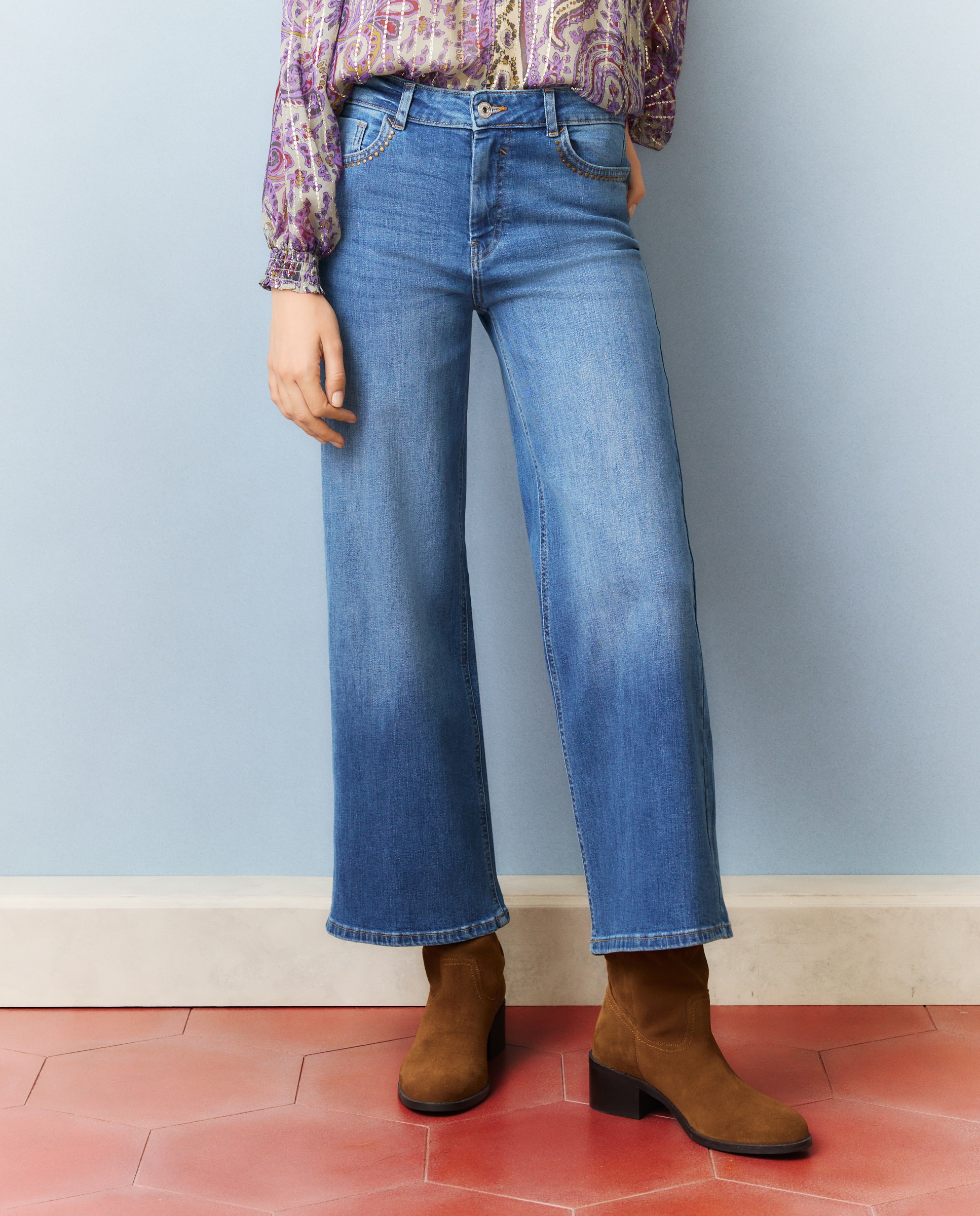 Jeans à Boca de Sino Liso Azul pálido-2