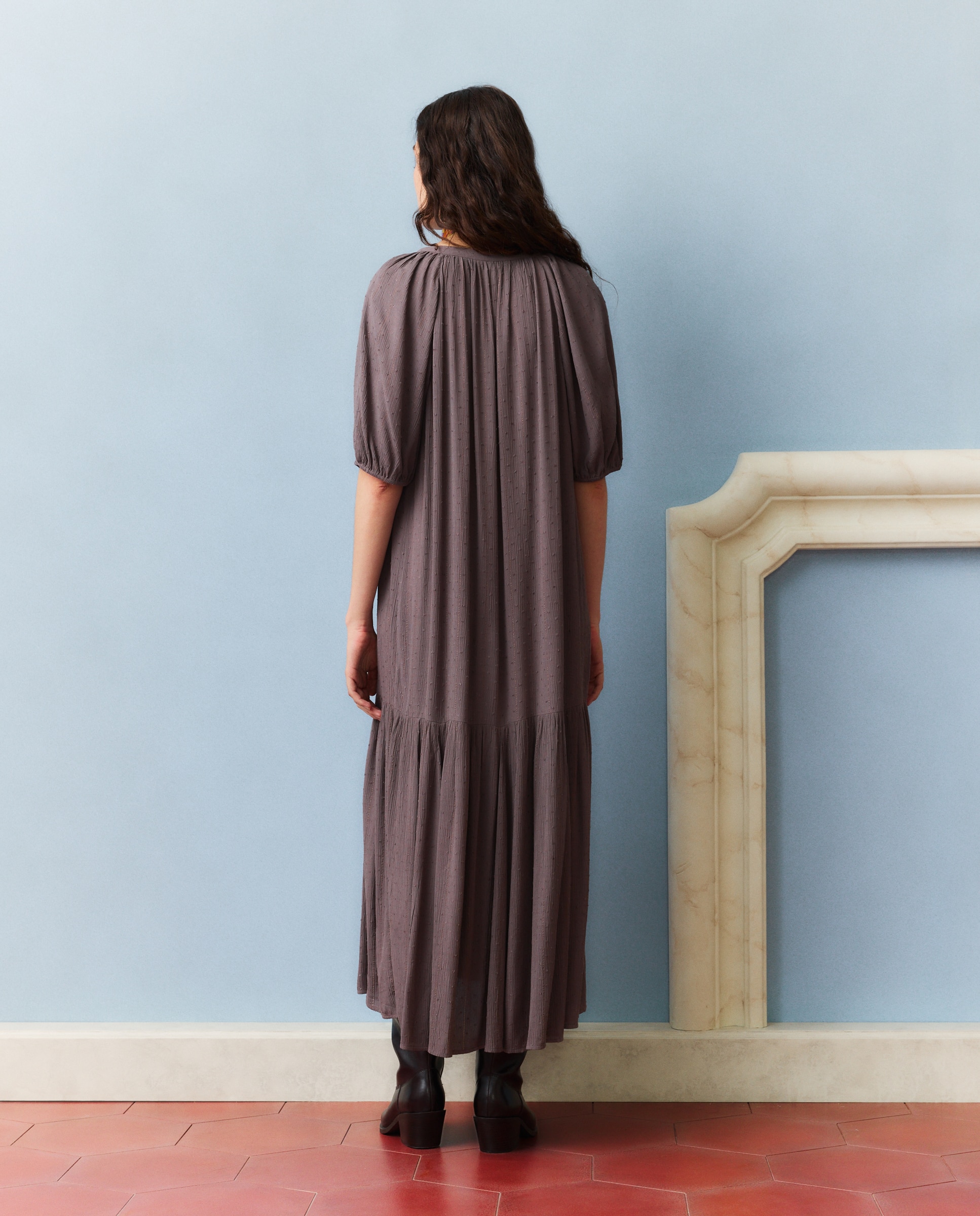 Vestido Midi Liso com Plumeti e Fio Metalizado Vison Claro-3