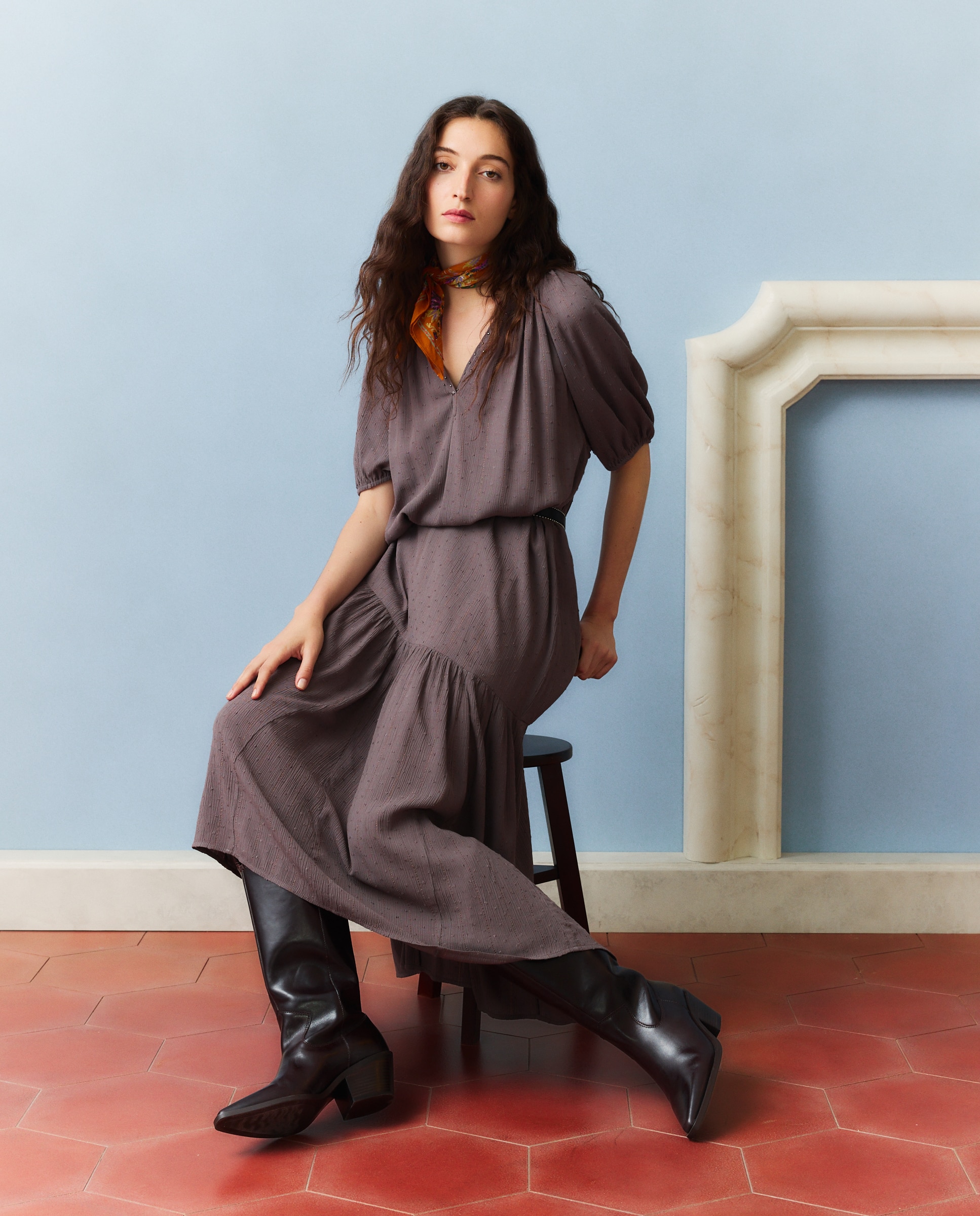 Vestido Midi Liso com Plumeti e Fio Metalizado Vison Claro-4