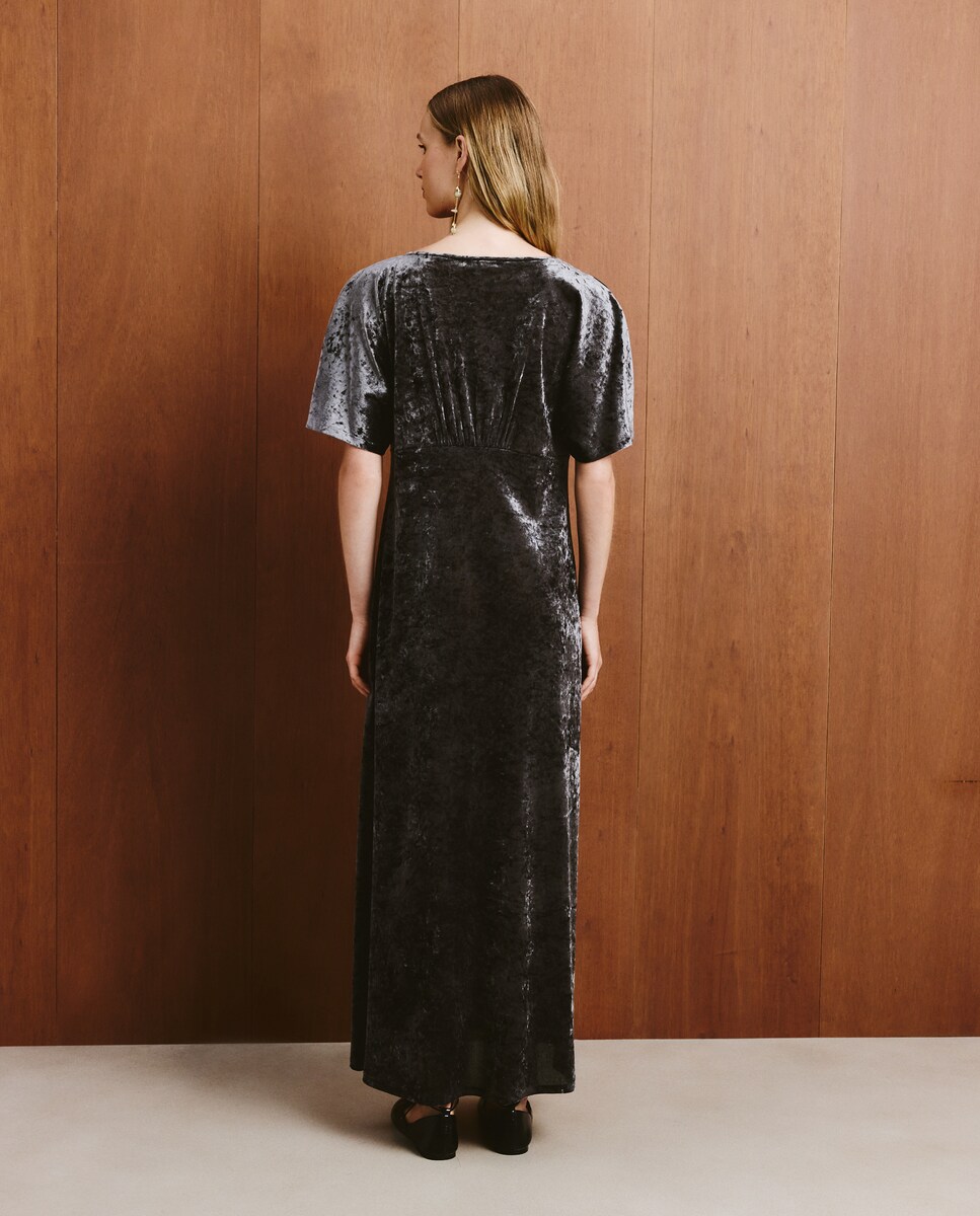 Vestido Liso de Veludo Chumbo-2