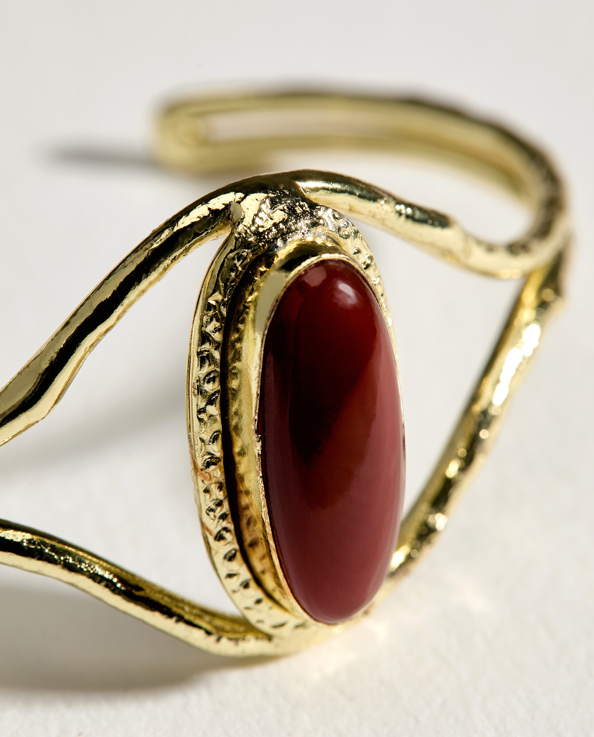 Pulseira com Detalhe de Pedra 390 Ouro-2