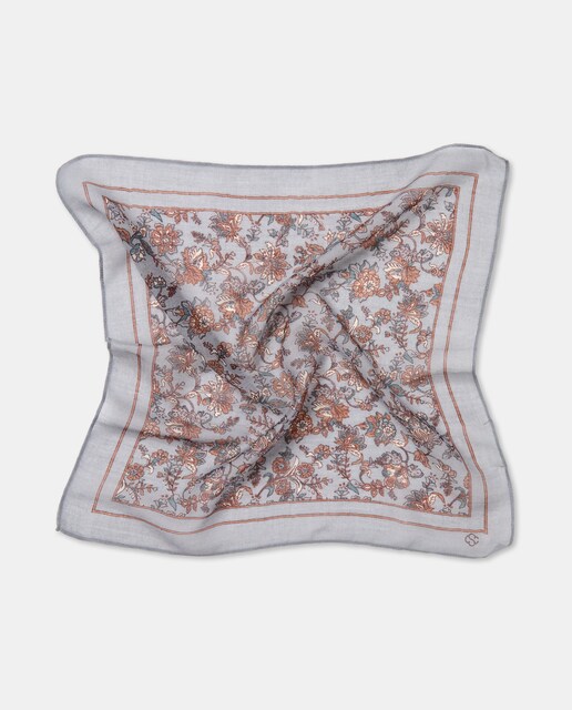 Imagem 0 de Lenço com Estampado Floral