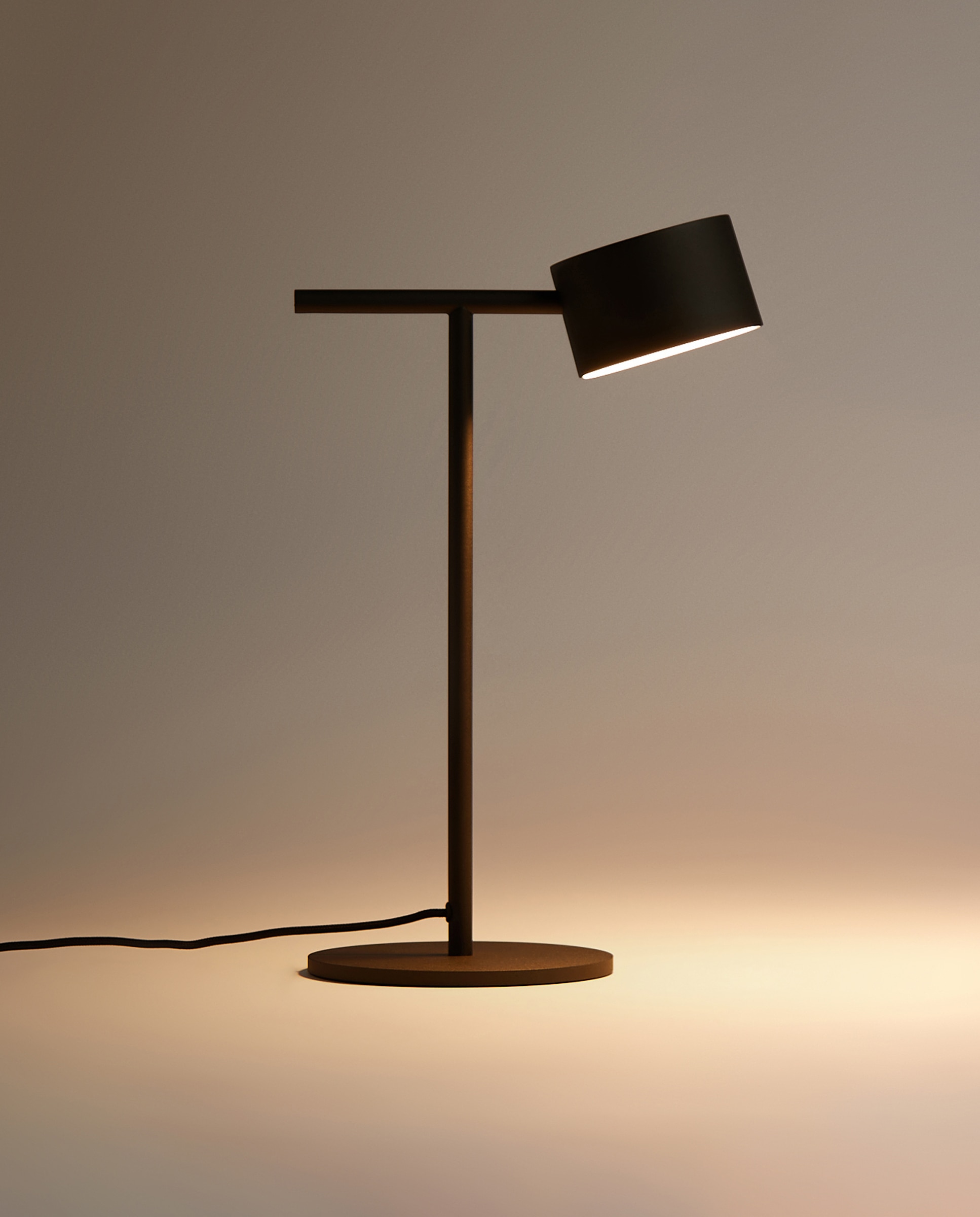 Candeeiro LED Meier Preto-2