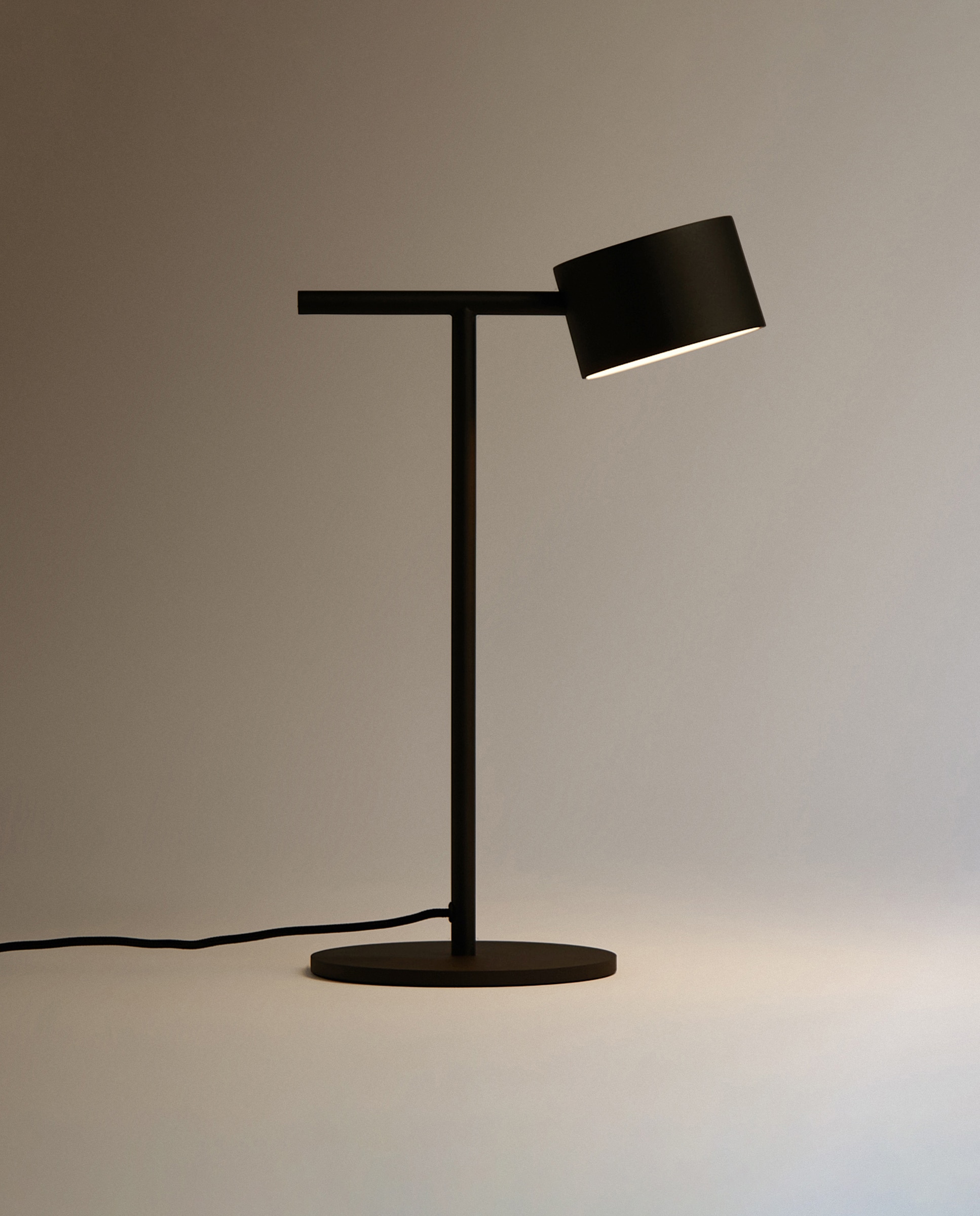 Candeeiro LED Meier Preto-5