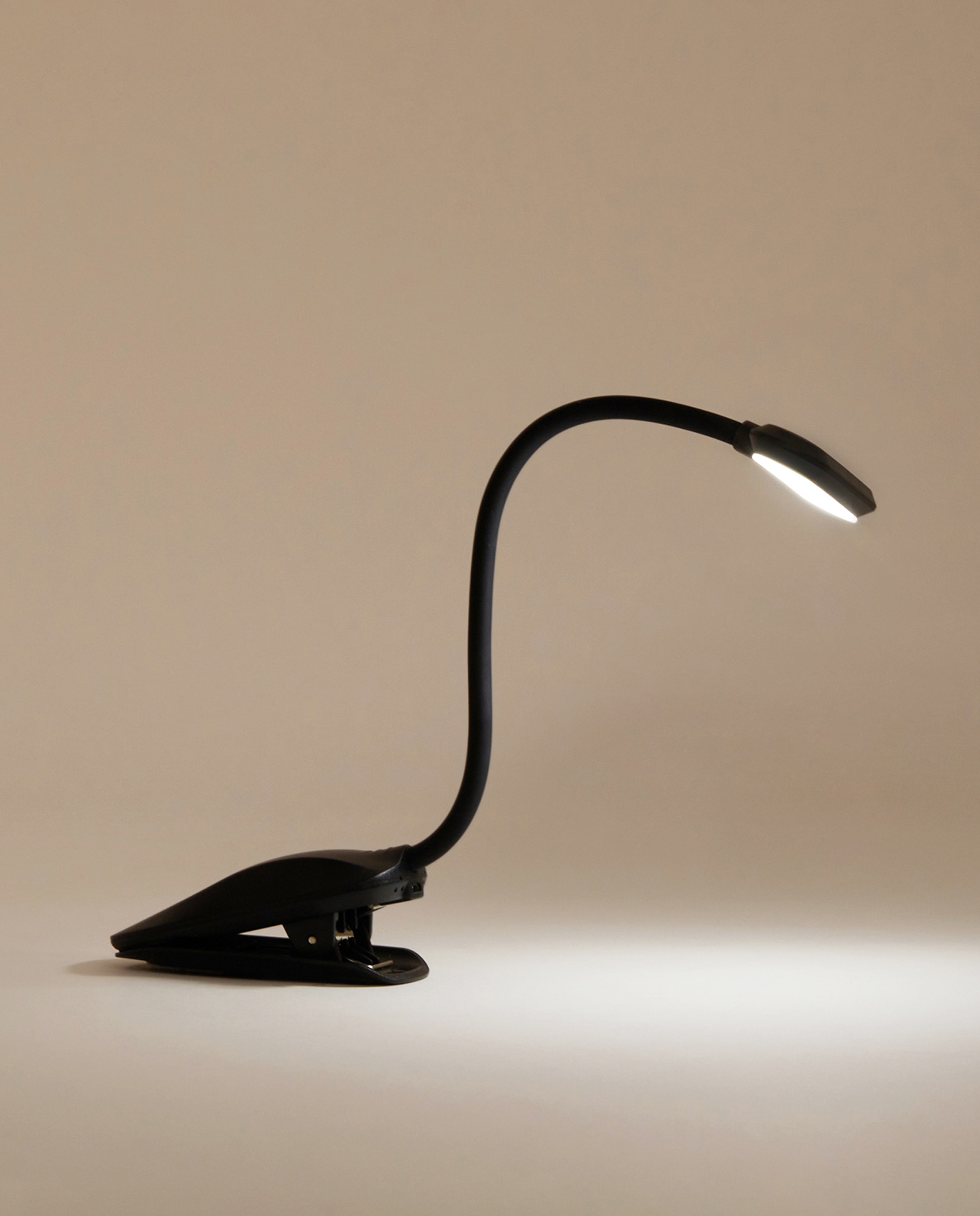 Mini flexo con LED integrado y base de pinza Lecto El Corte Inglés - Negro Negro-2