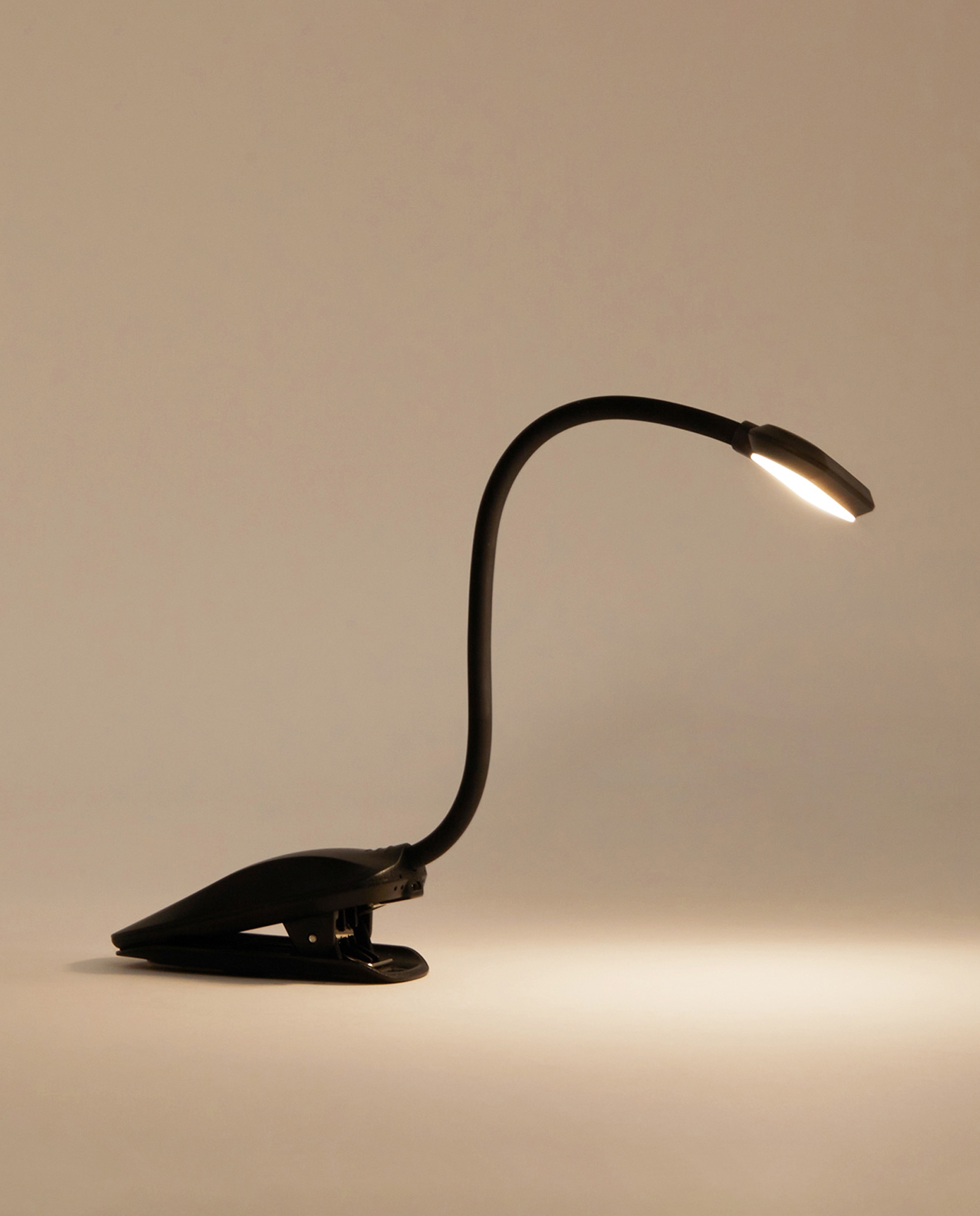 Mini flexo con LED integrado y base de pinza Lecto El Corte Inglés - Negro Negro-3