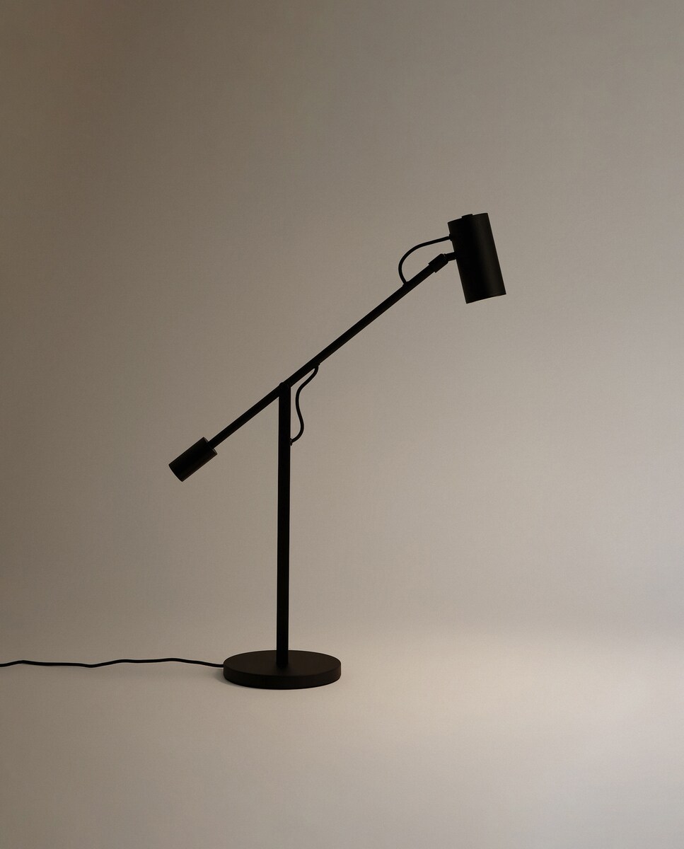 Candeeiro de Mesa com LED Integrado Carter Preto-2