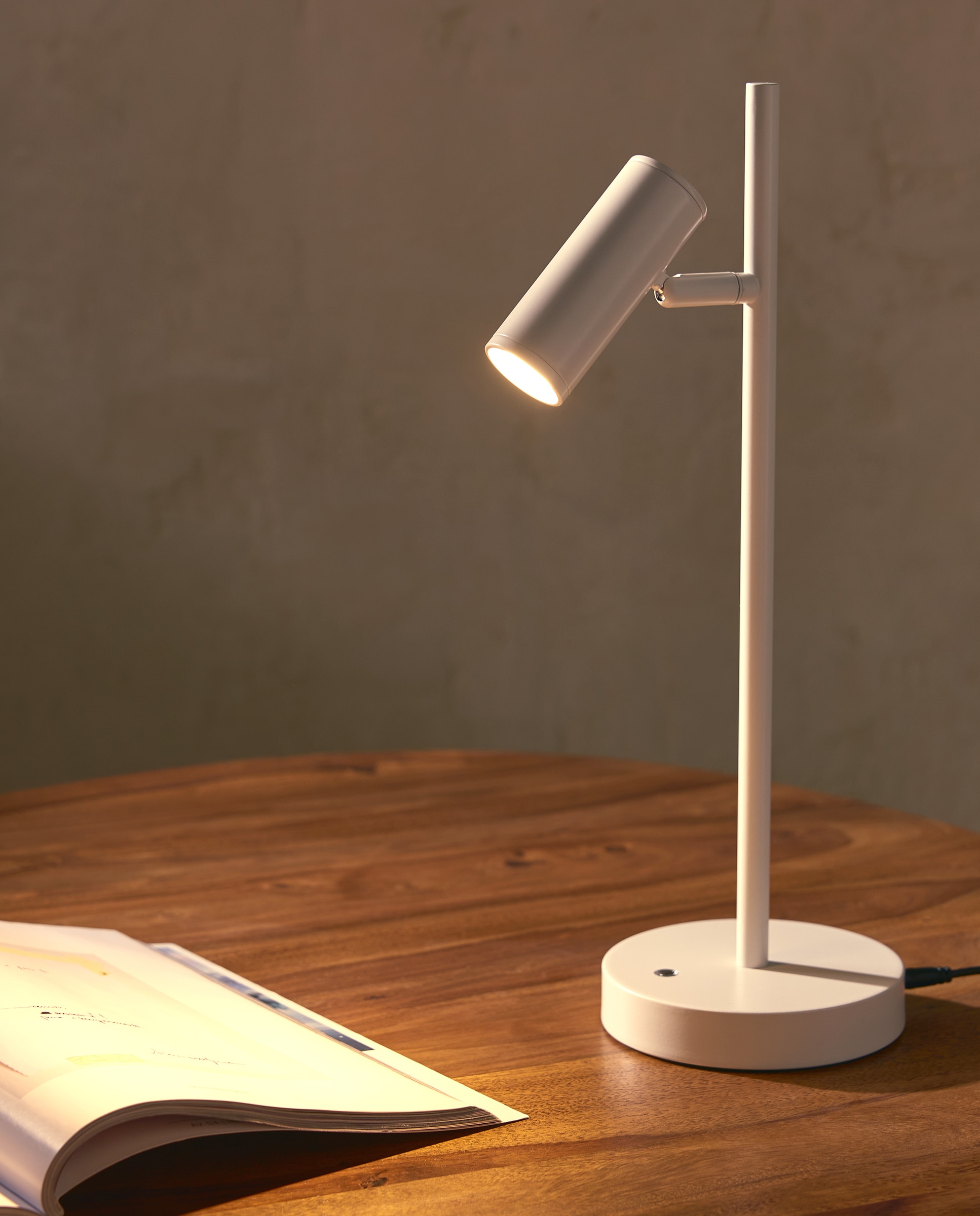 Flexo con LED integrado Malmo - Blanco Blanco-1