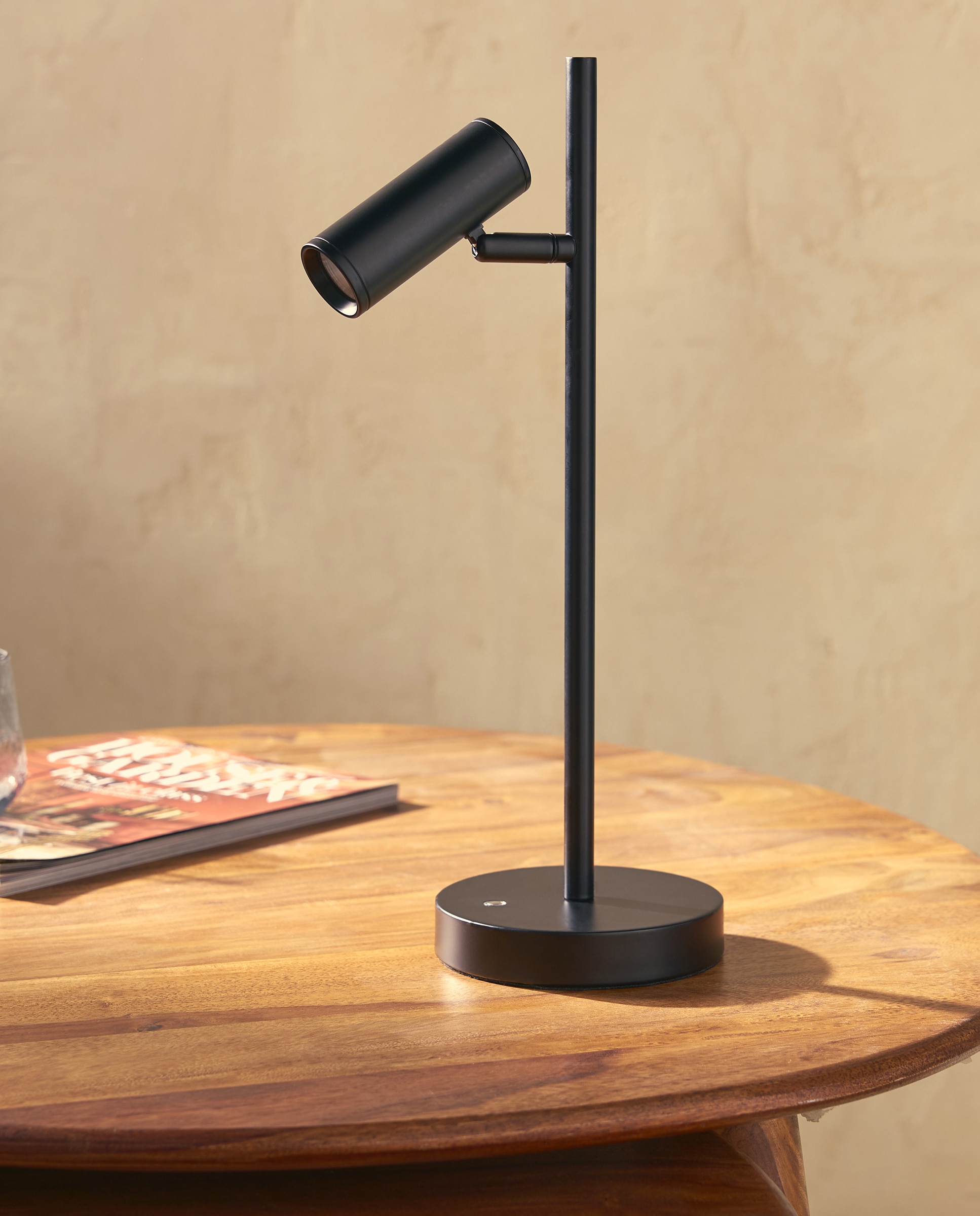 Flexo con LED integrado Malmo - Negro Negro-1