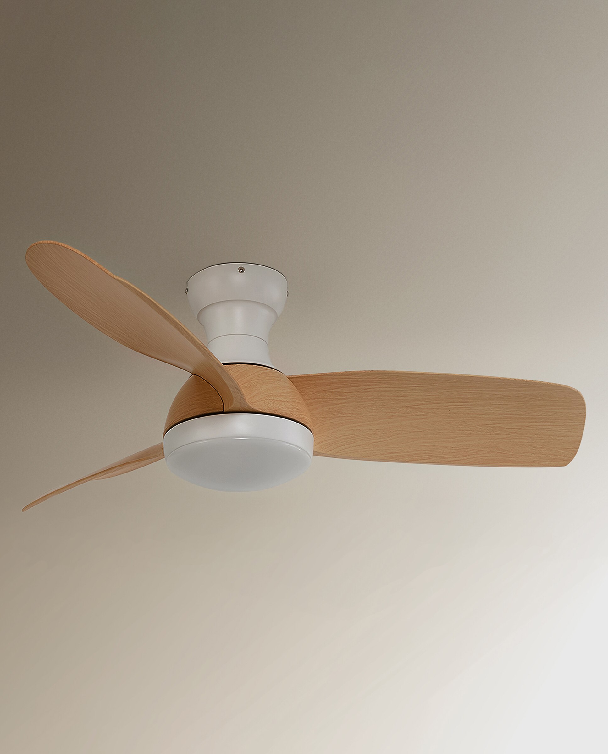 El Corte Inglés – Ventilador de techo con luz LED y motor DC Natural Fornells El Corte Inglés.