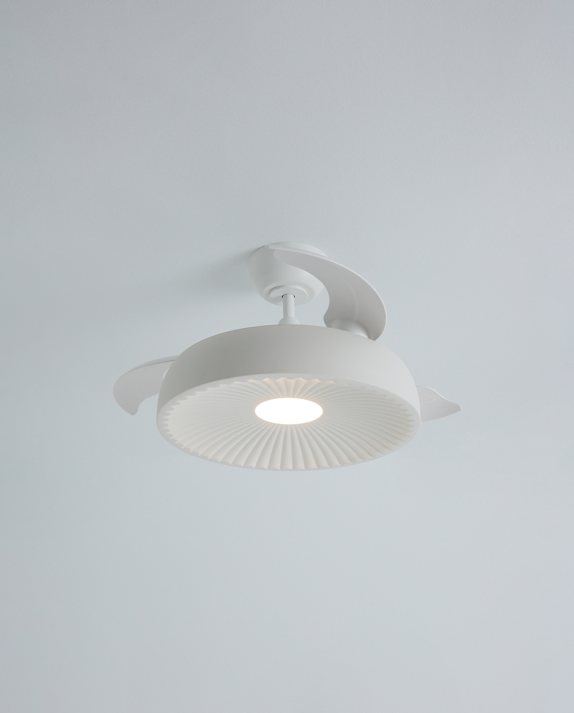 Ventoinha de Teto com Luz LED e Motor DC Victoria Branco-3