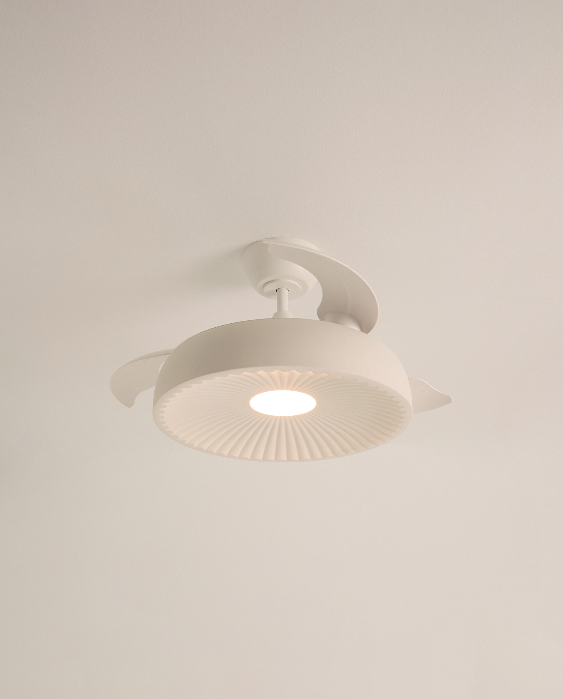 Ventoinha de Teto com Luz LED e Motor DC Victoria Branco-4