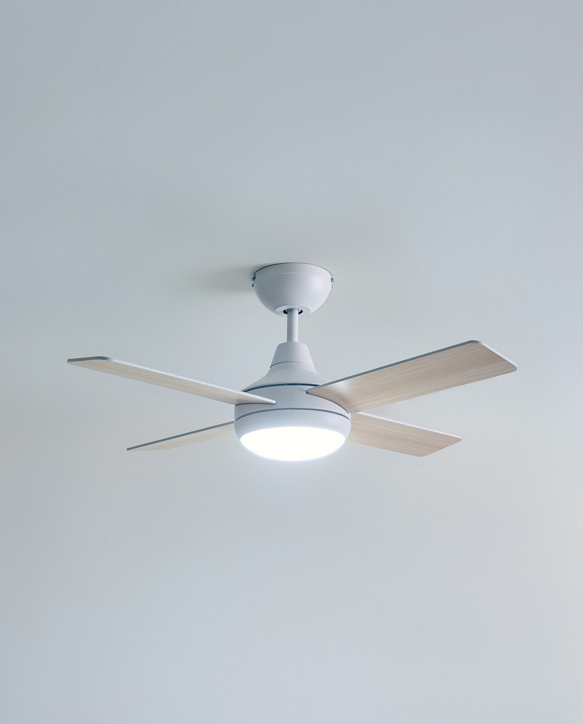 Ventoinha de Teto S com Luz LED e Motor DC Dominicana Branco-4
