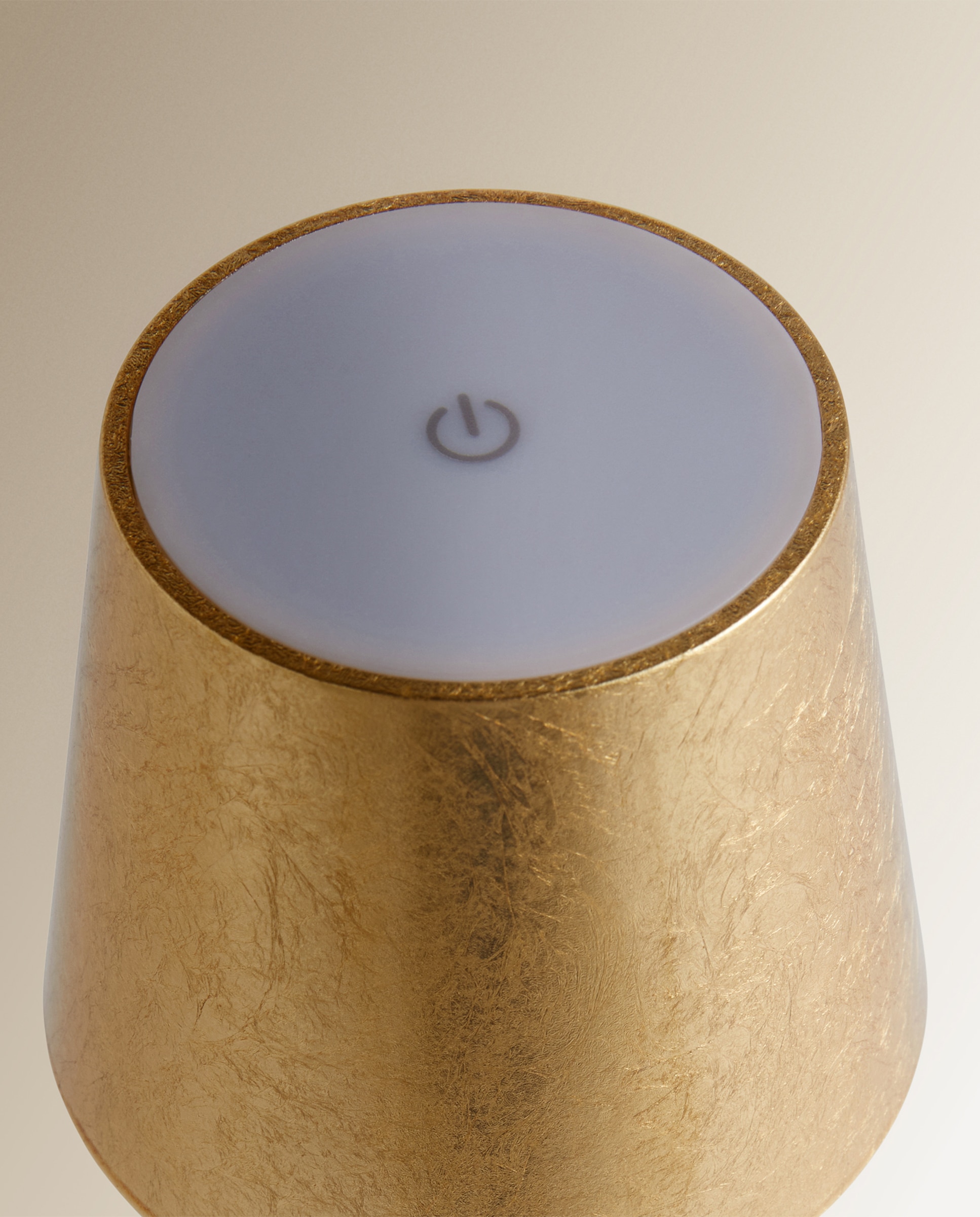 Candeeiro de Mesa para Exterior com LED Integrado Sol - Dourado Ouro-3