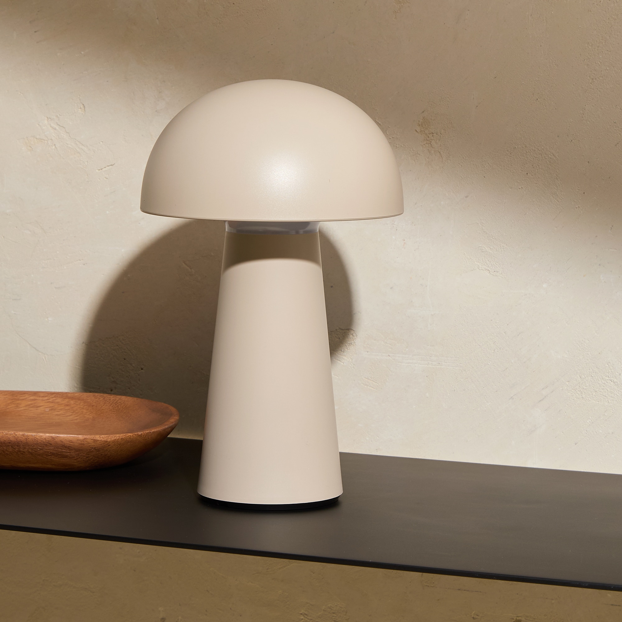 Imagem 0 de Candeeiro de Mesa Exterior Portátil Amaya - Bege