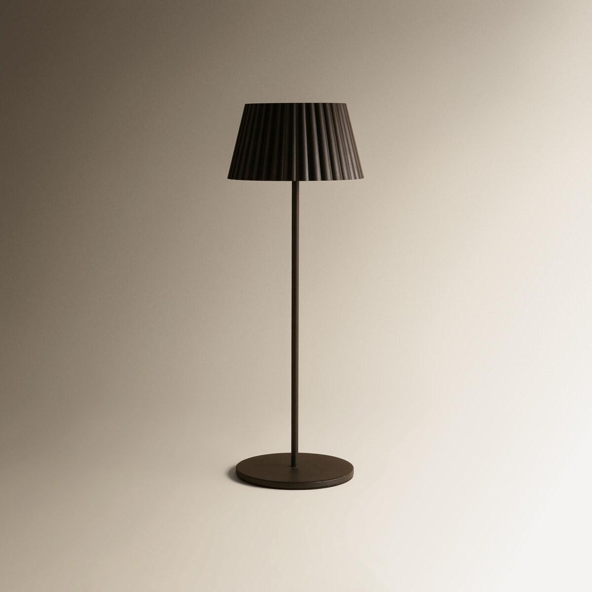 Lámpara de mesa exterior portátil Carla El Corte Inglés Negro-2