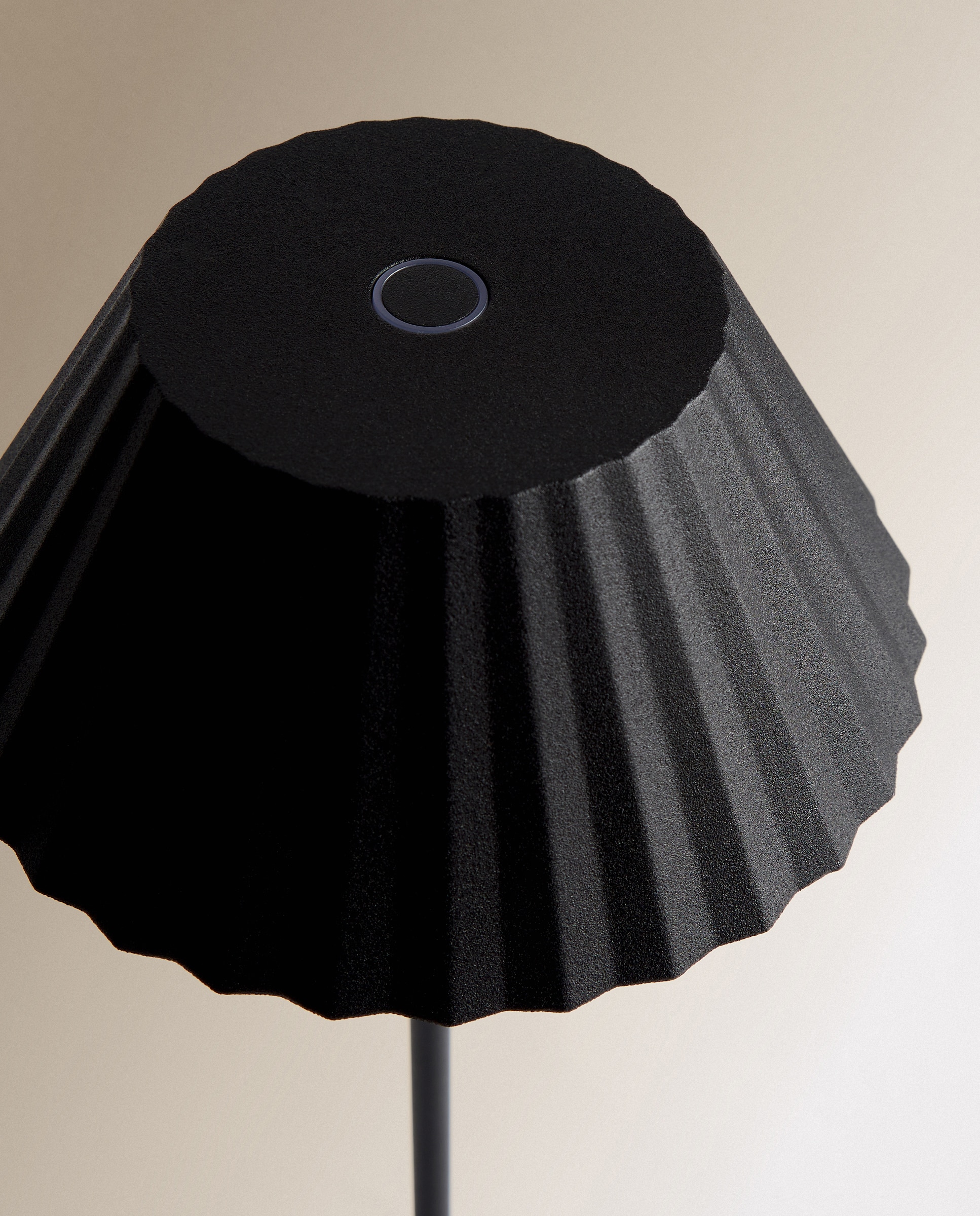 Imagen 4 de Lámpara de mesa exterior con LED integrado Bea - Negro Negro