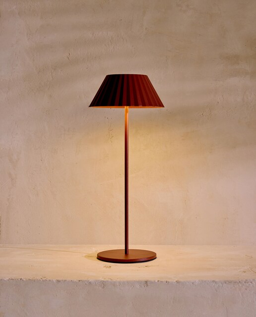 Lámpara de mesa exterior con LED integrado Bea