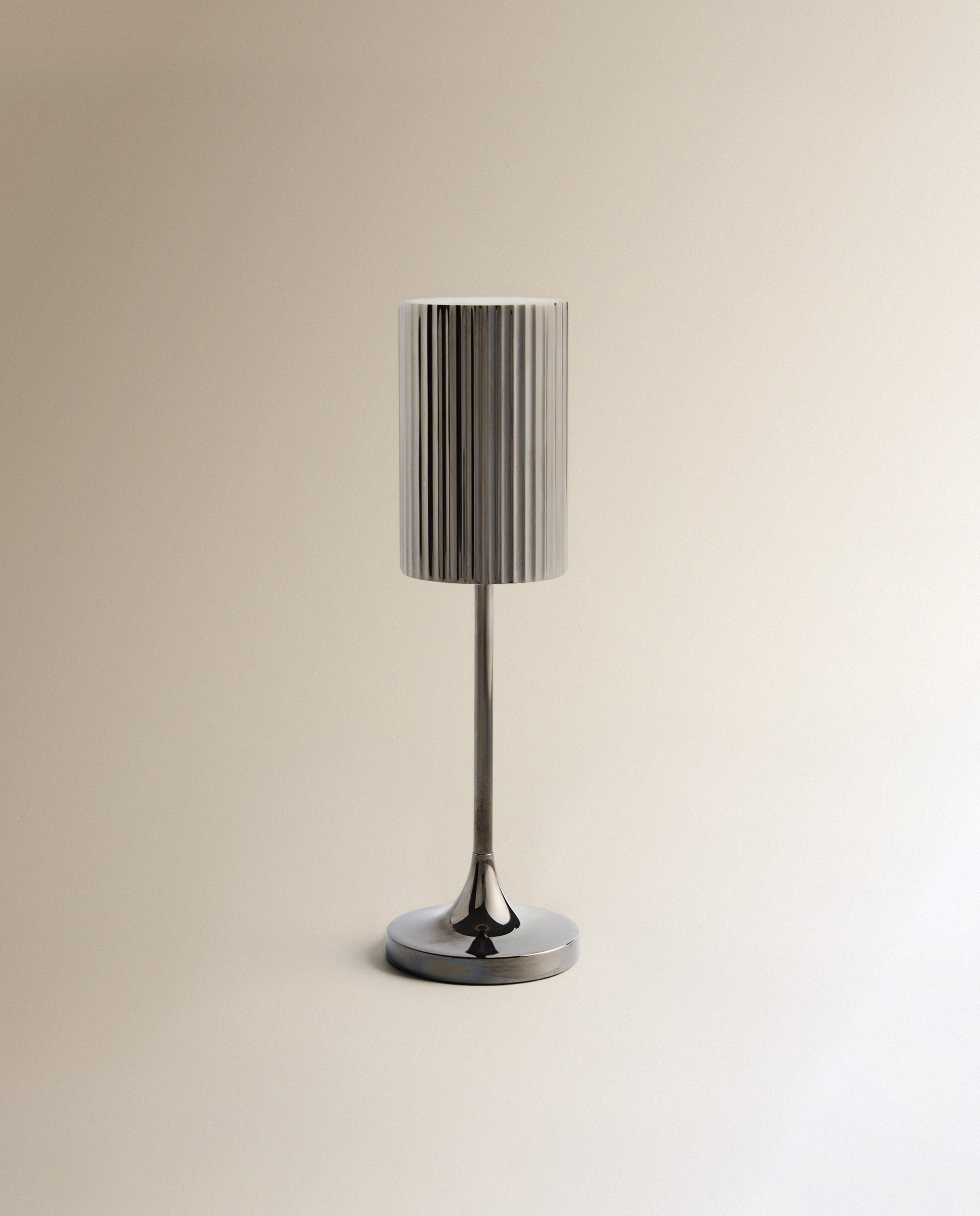 Lámpara de mesa exterior con LED integrado Lucía - Plata Plata-2