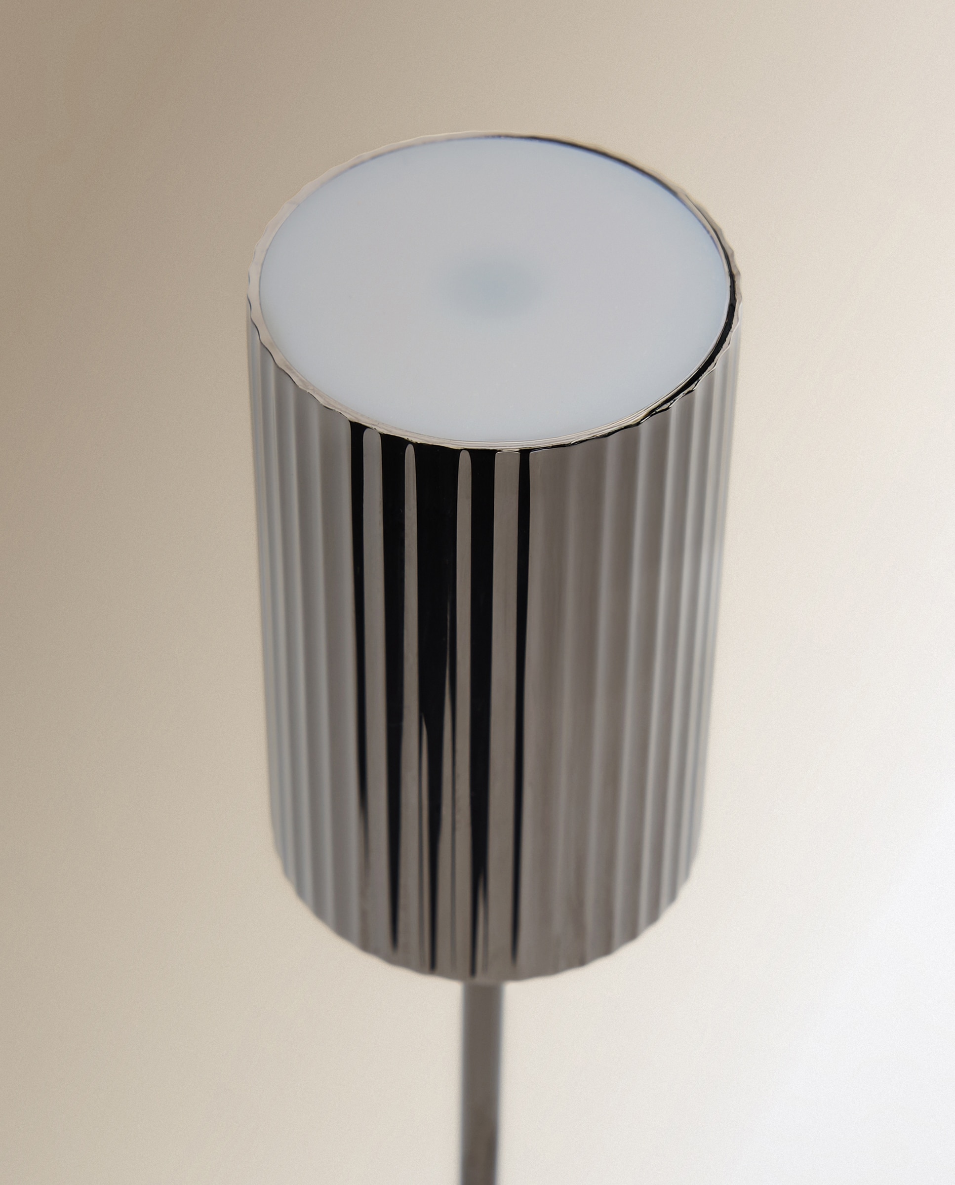 Lámpara de mesa exterior con LED integrado Lucía - Plata Plata-4