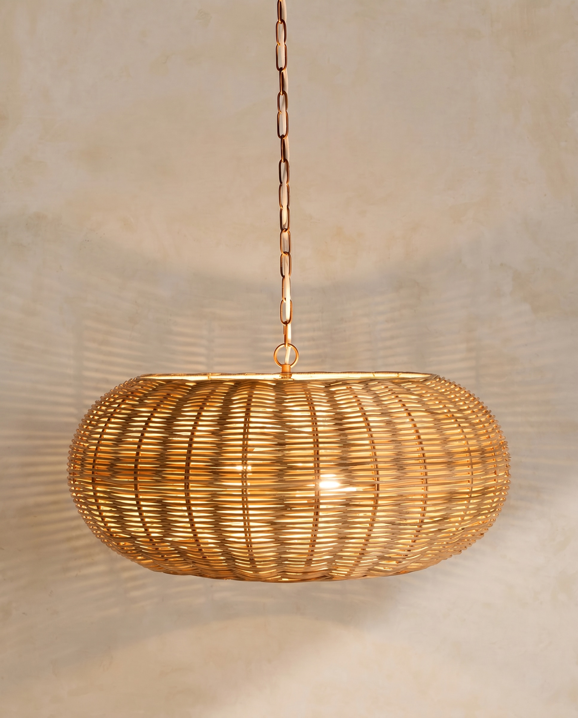 Imagem 0 de Candeeiro de teto em rattan feito à mão Laos