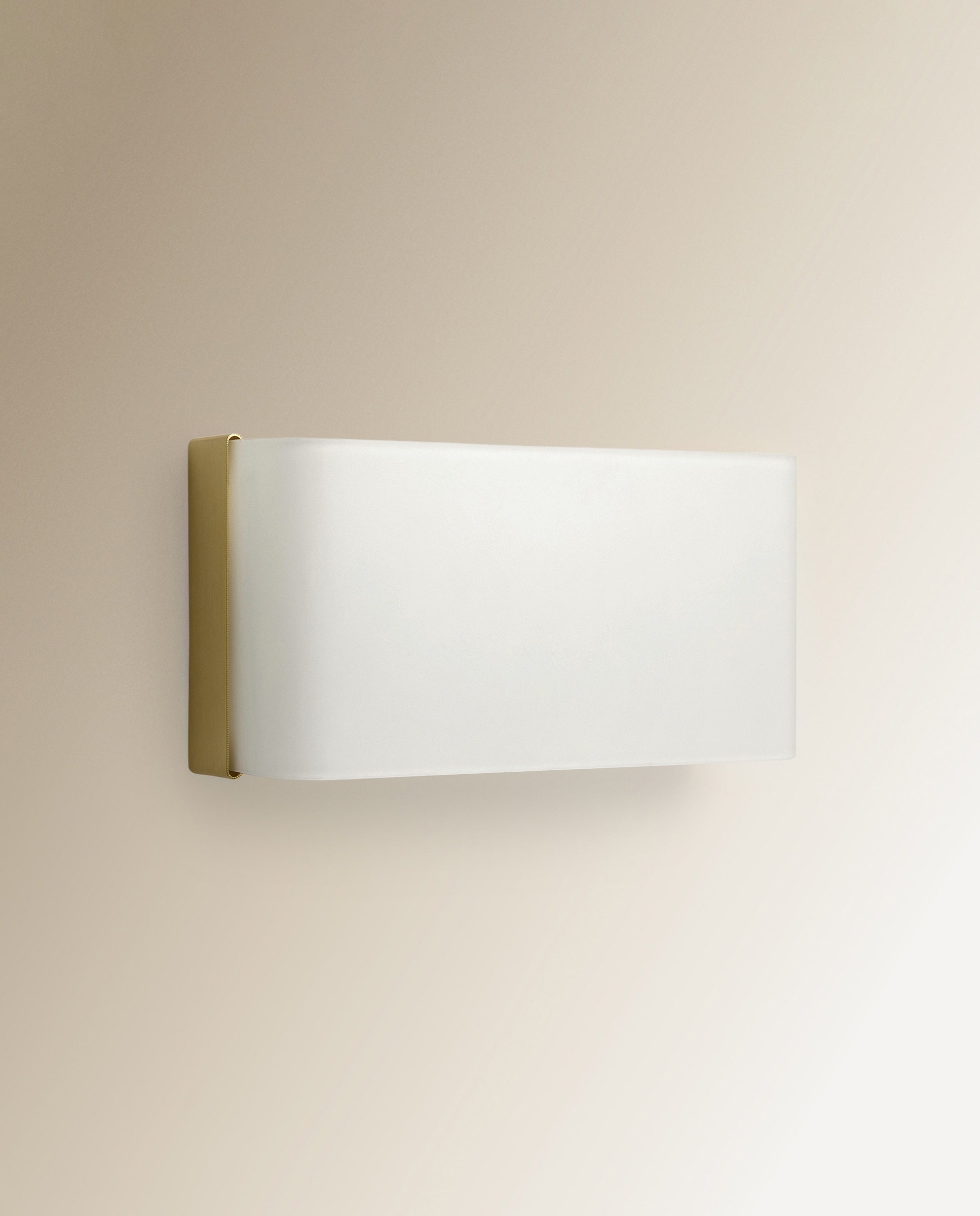 Aplique de Parede com LED Integrado Bella Ouro-1