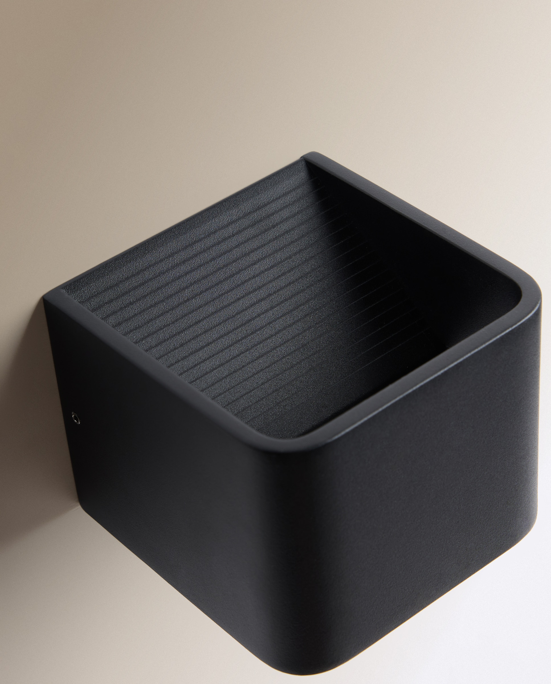 Aplique de pared LED integrado Cubic 10 - Negro 10 cm Negro-4