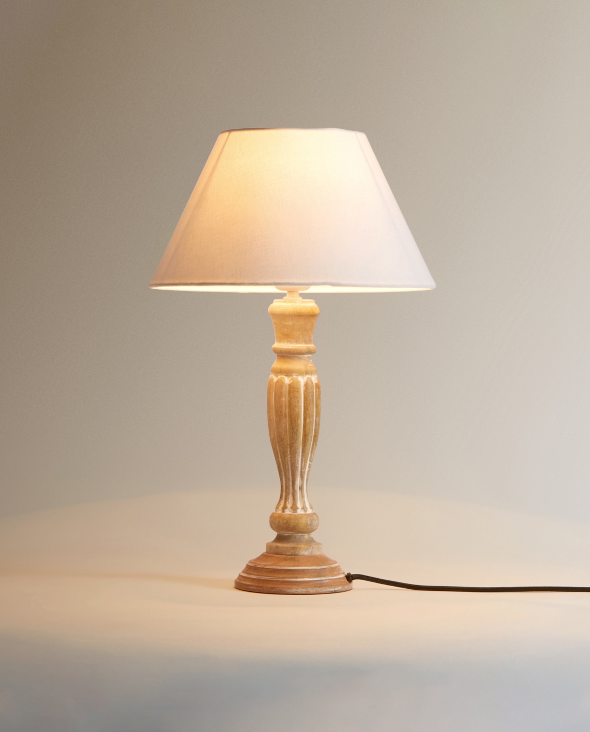 Candeeiro de mesa Frey Natural-2