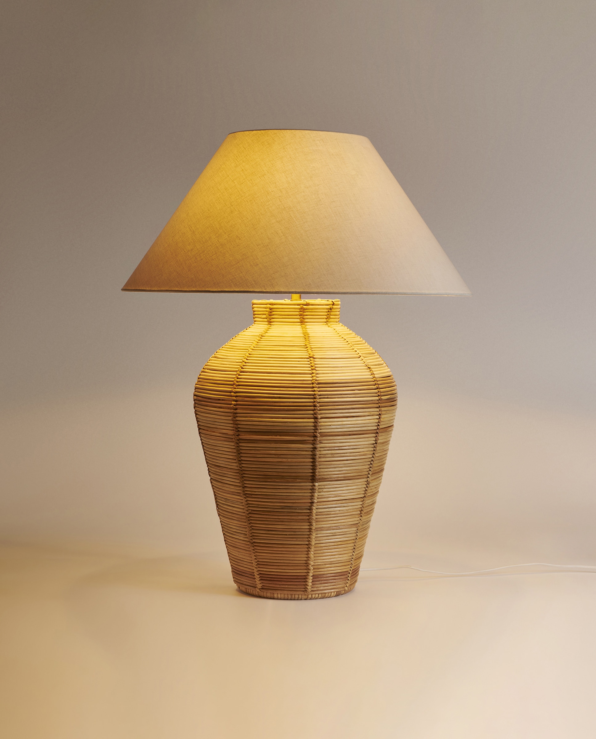 Candeeiro de Mesa Coco Natural-2