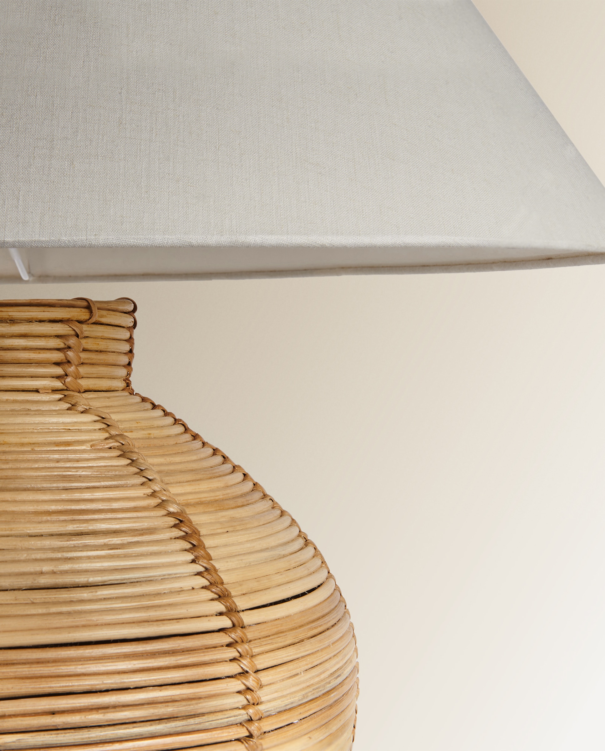 Candeeiro de Mesa Coco Natural-3