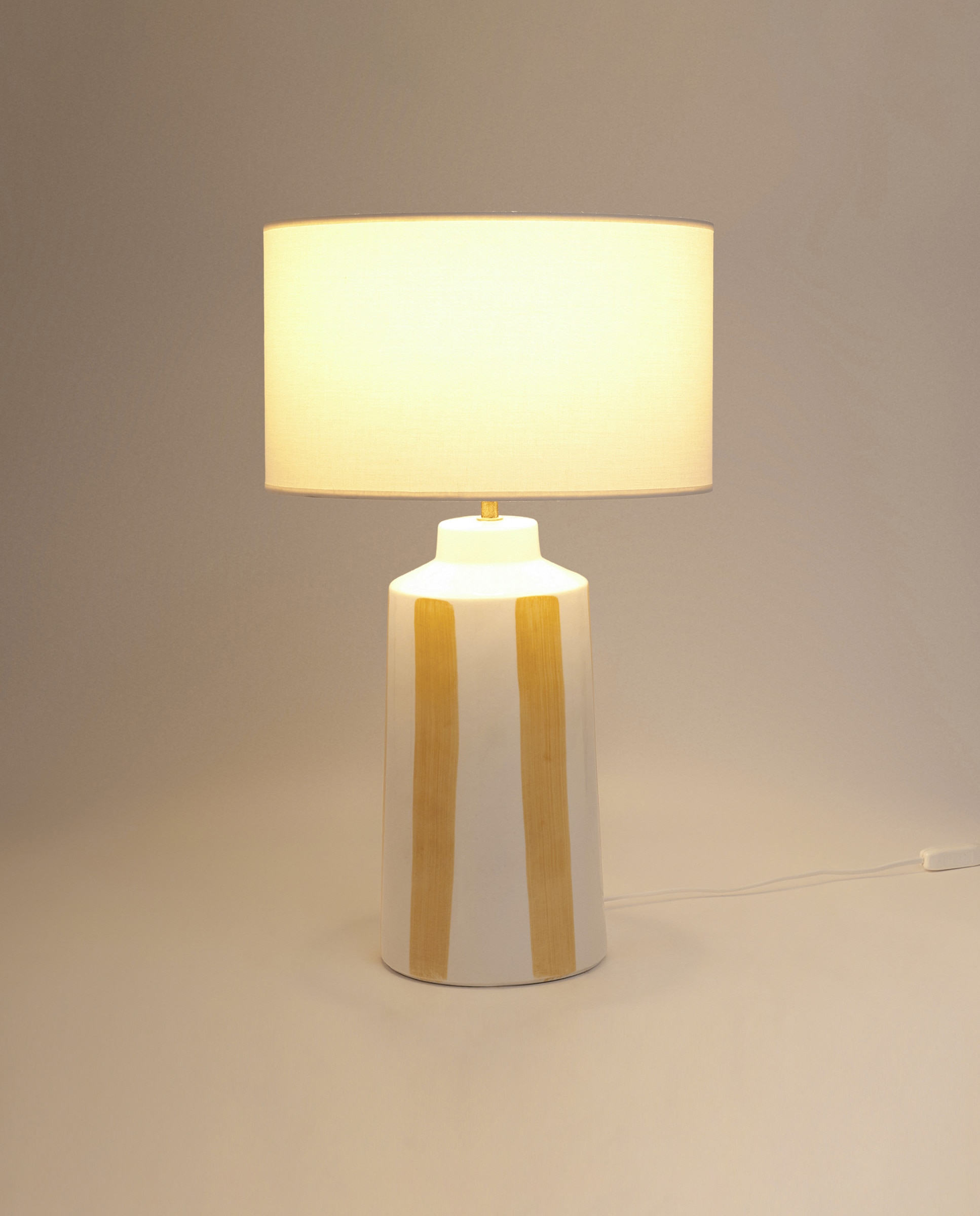 Candeeiro de Mesa Pasadena - Amarelo Amarelo-2