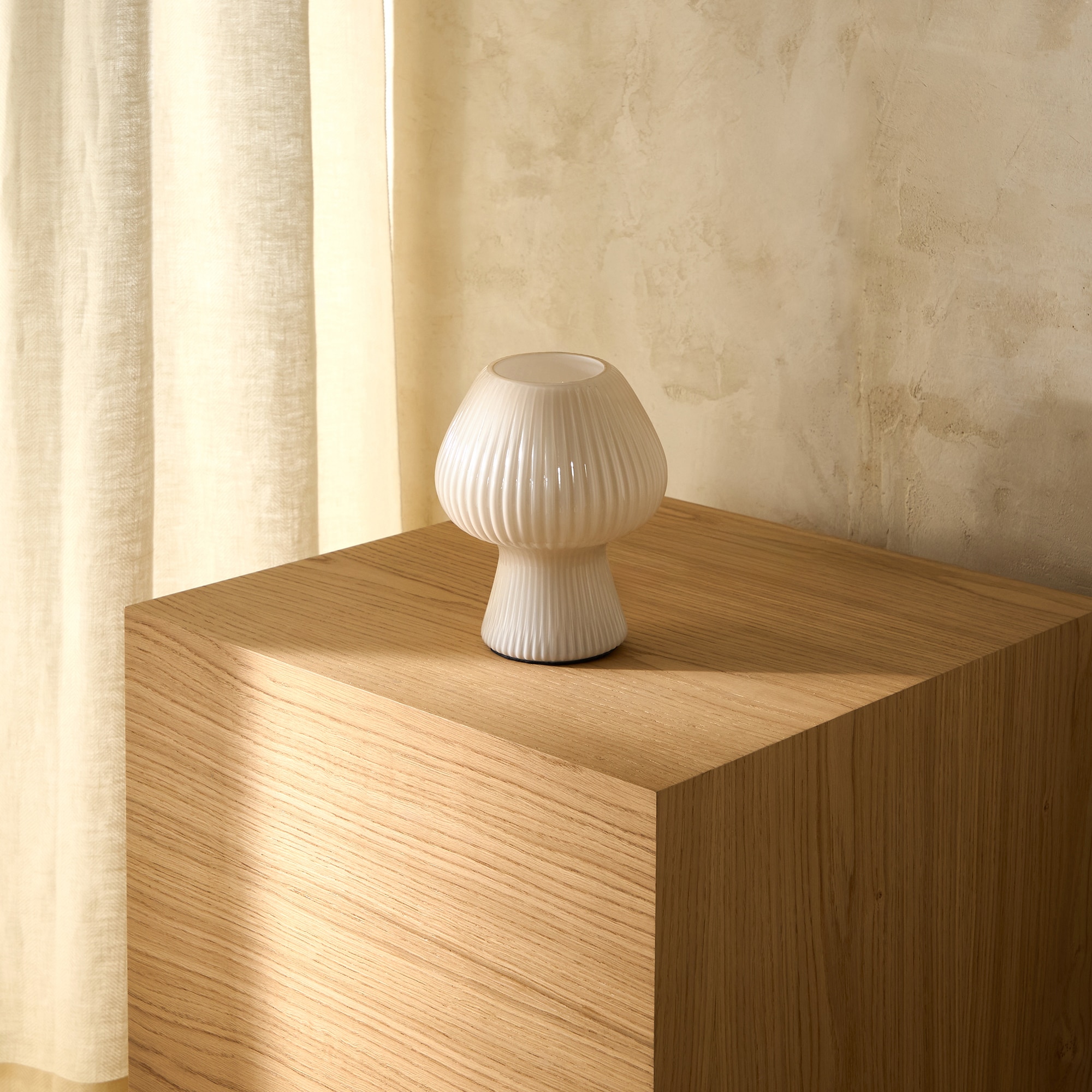 Lámpara de mesa auxiliar Lucía El Corte Inglés - Beige Beige-1