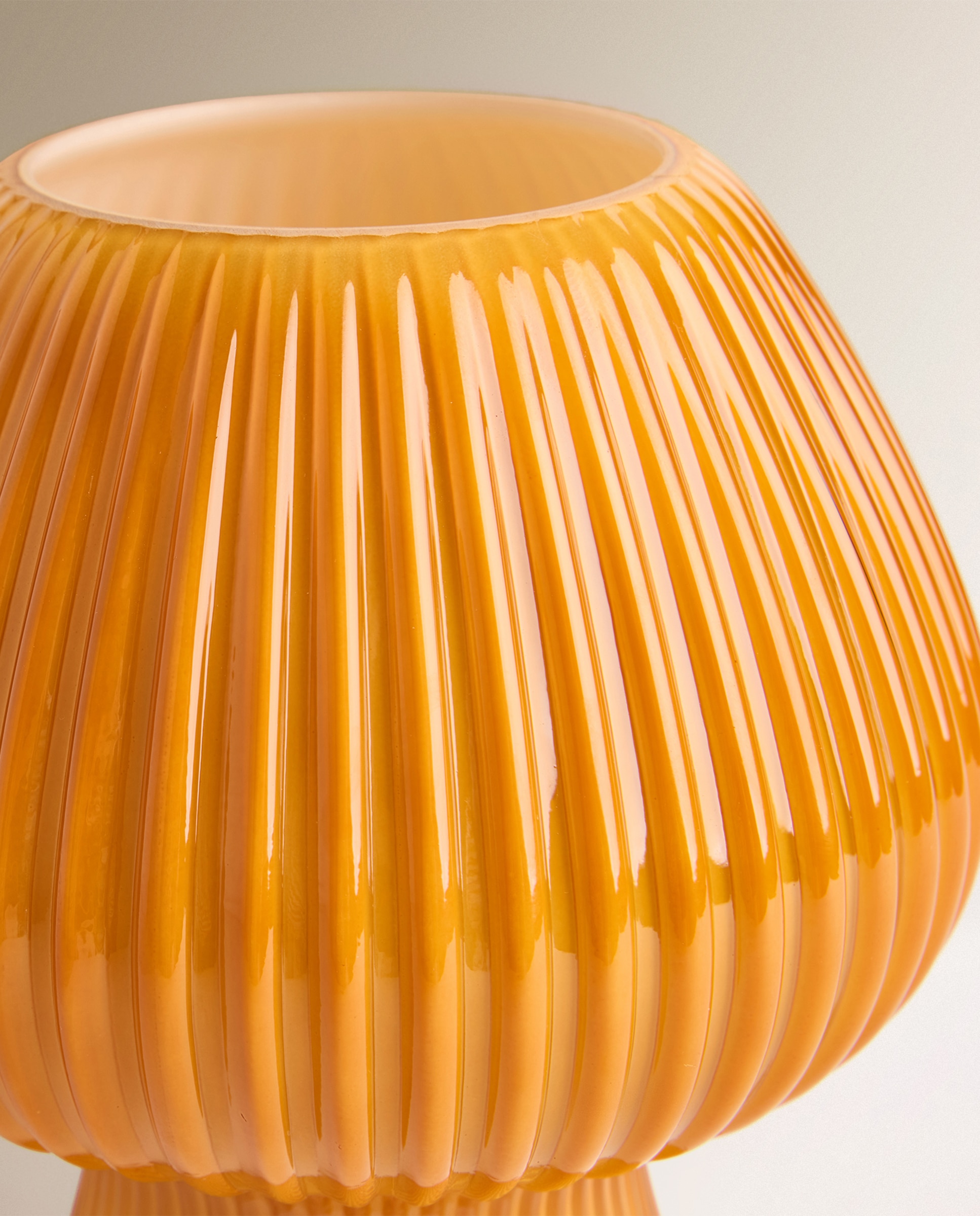 Candeeiro de Mesa Auxiliar Lucía Ouro-4