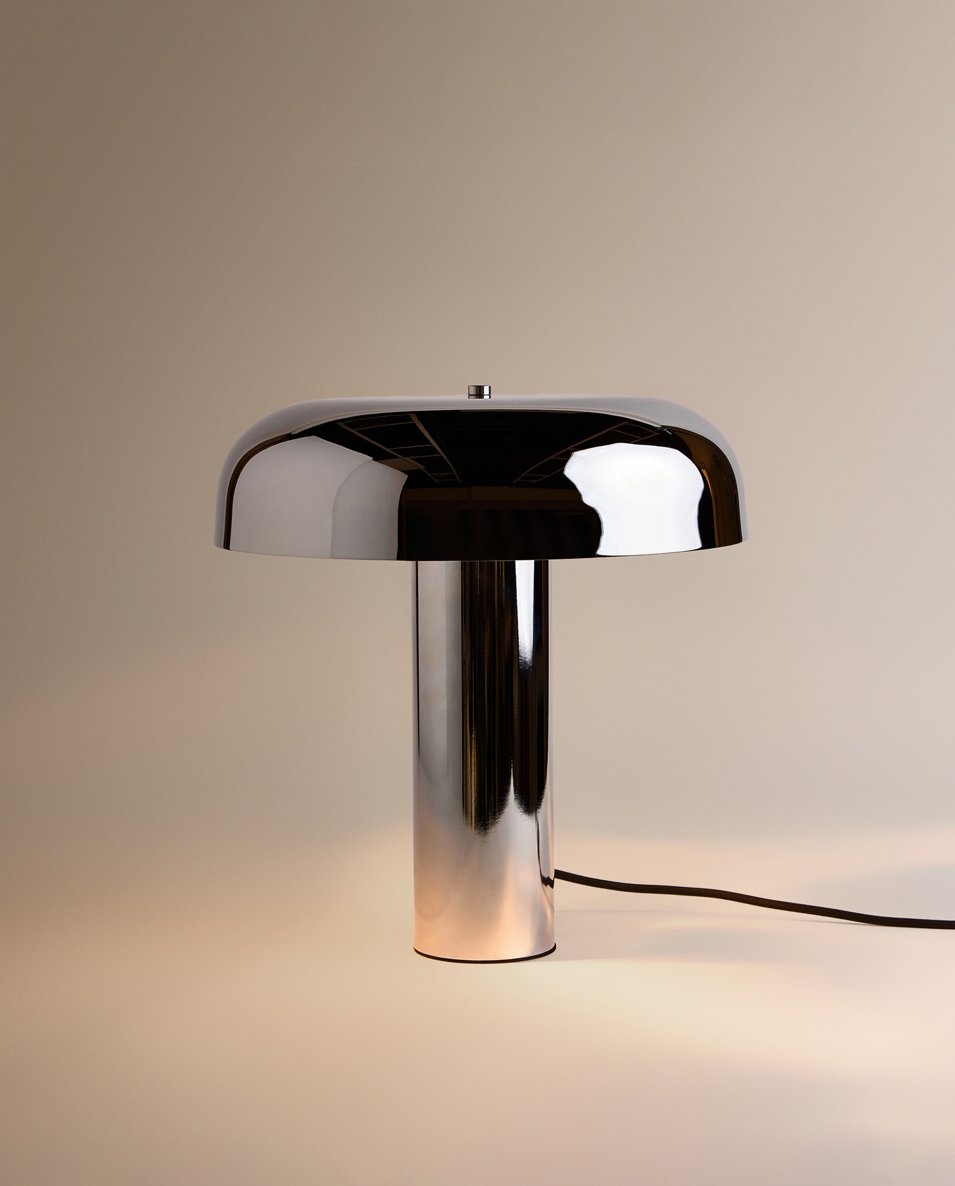Candeeiro de Mesa de Metal Orsa Prata-3