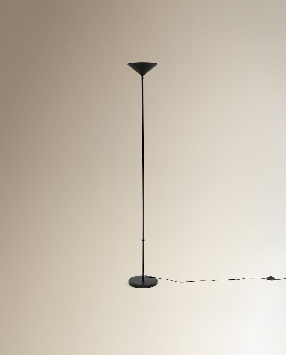 Candeeiro de Pé com LED Integrado Almanzor Preto-2