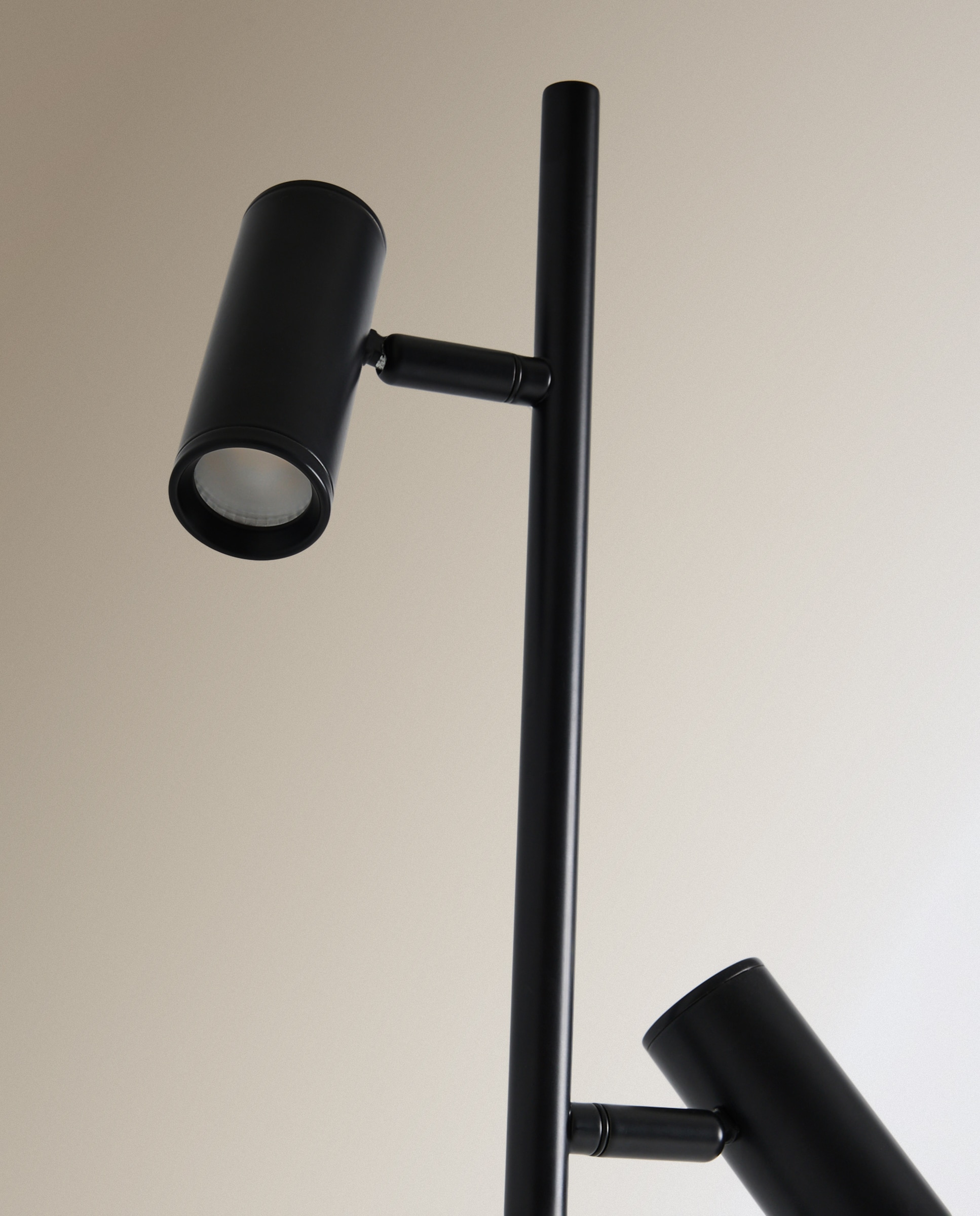 Lámpara de pie con LED integrado Malmo 3L - Negro Negro-4