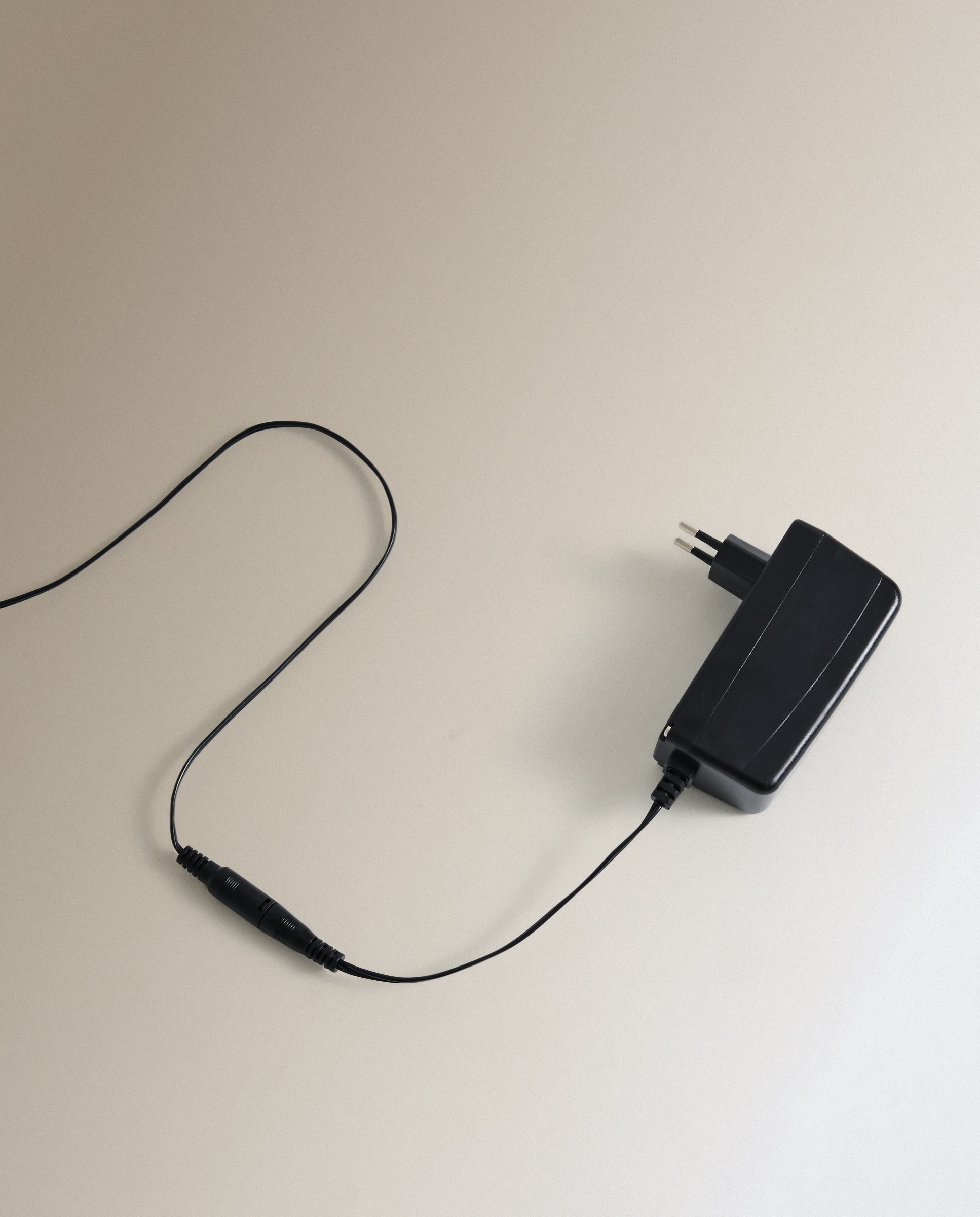 Candeeiro de Pé LED CCT Preto-6
