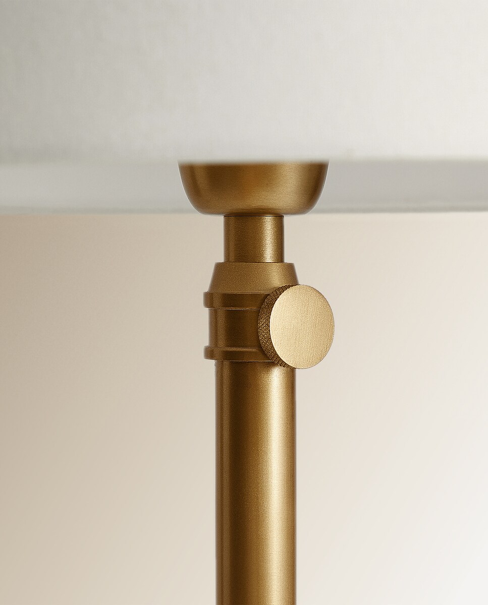 Candeeiro de Pé Neruda Ouro-4