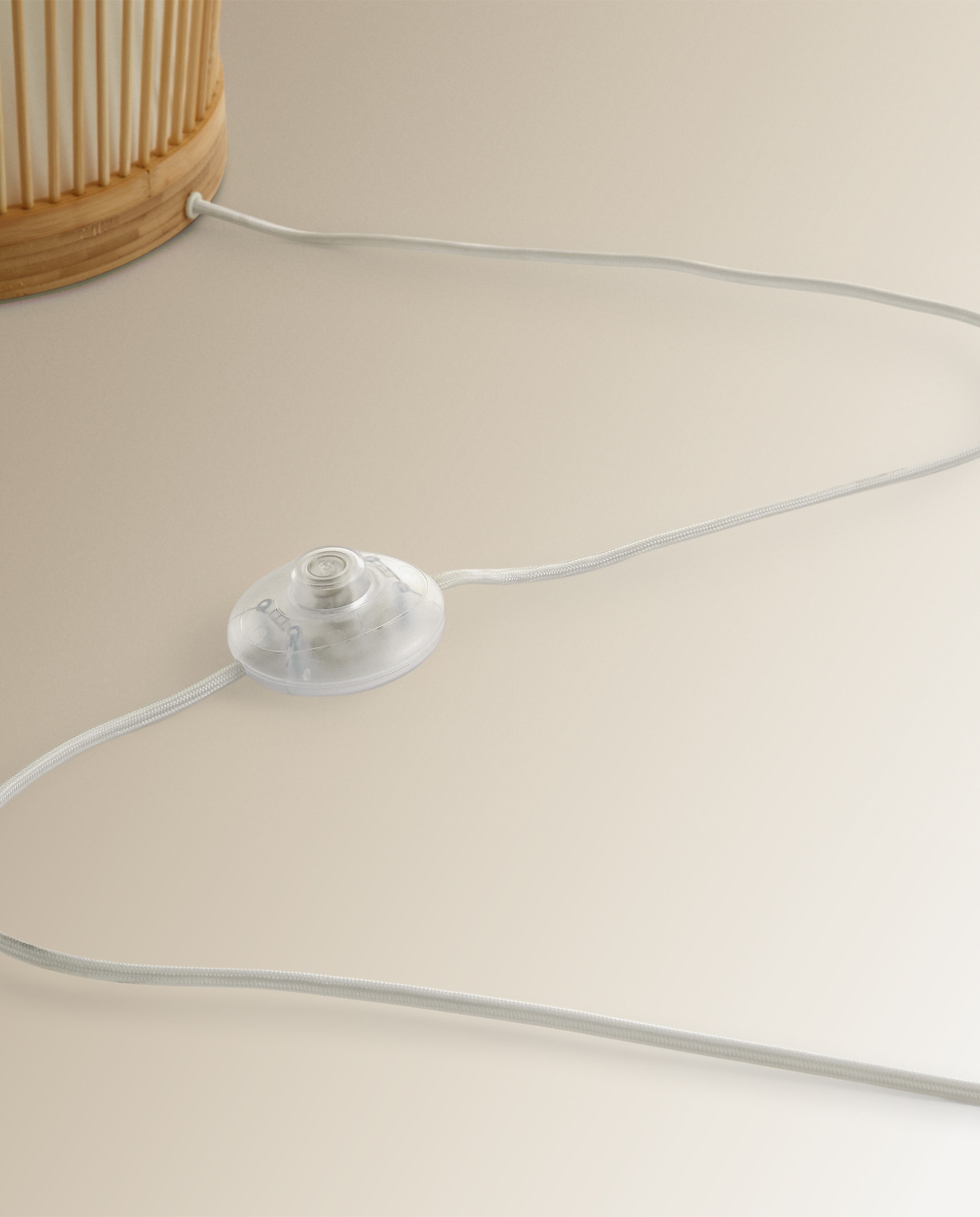 Candeeiro de Pé Kobe 3