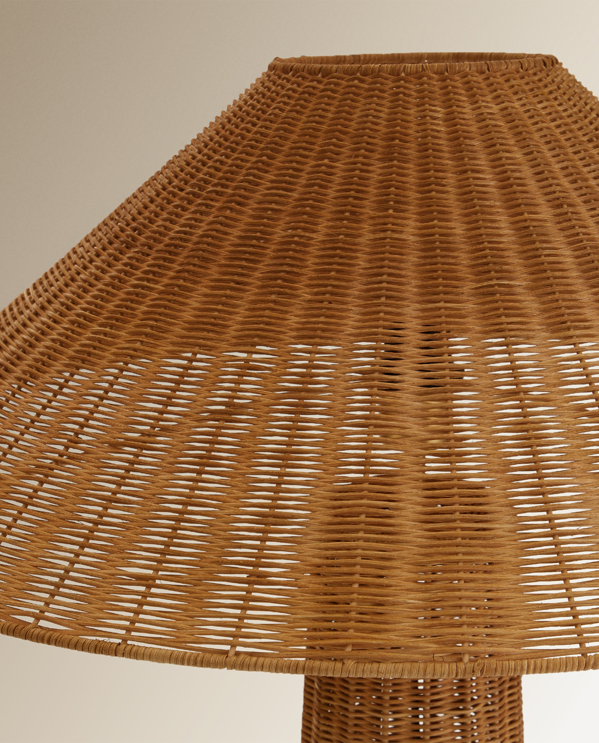 Candeeiro de Pé de Rotim Sendai Natural-3