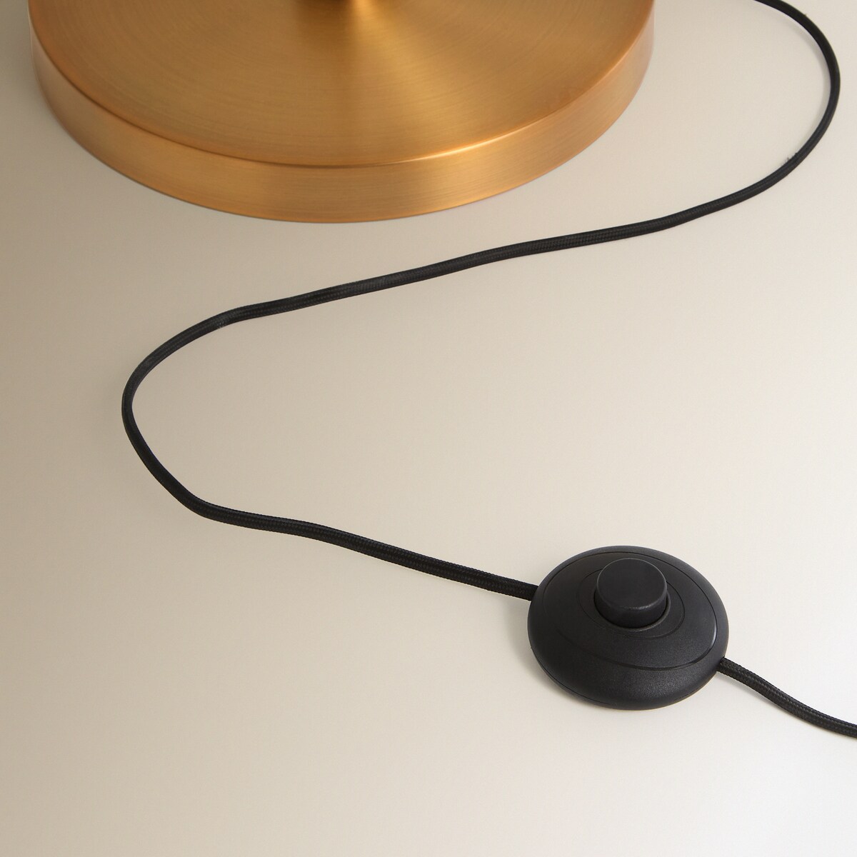 Lámpara de pie con tubo de cristal Nao El Corte Inglés Oro-5