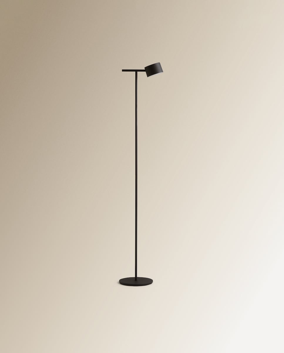 Candeeiro de Pé LED Meier Preto-1