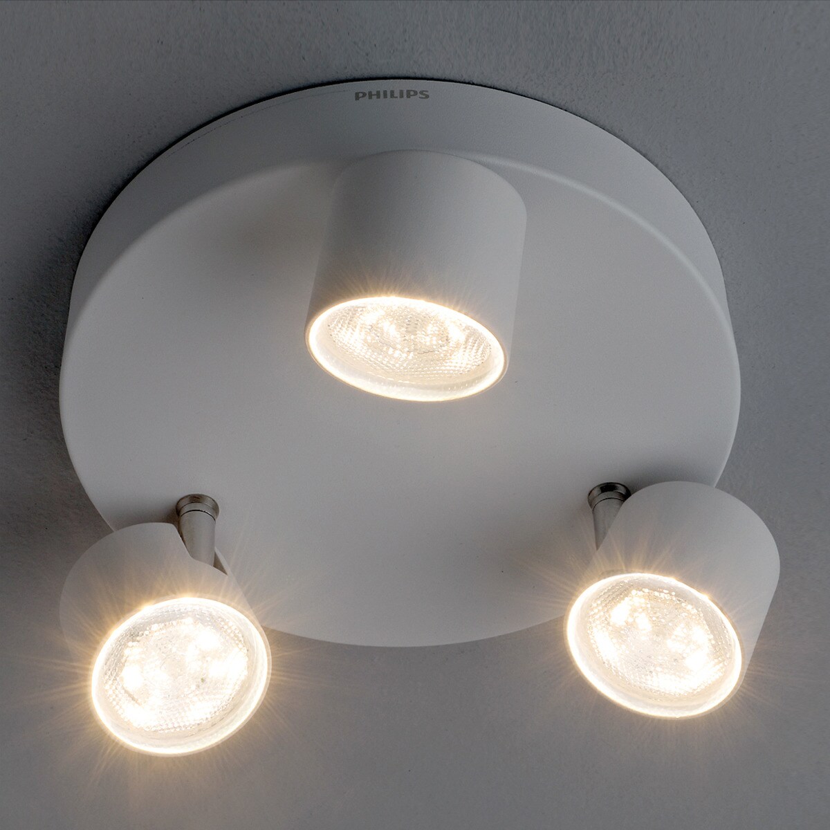 Candeeiro de tecto com 3 focos e LED integrado Star El Corte Inglés 2