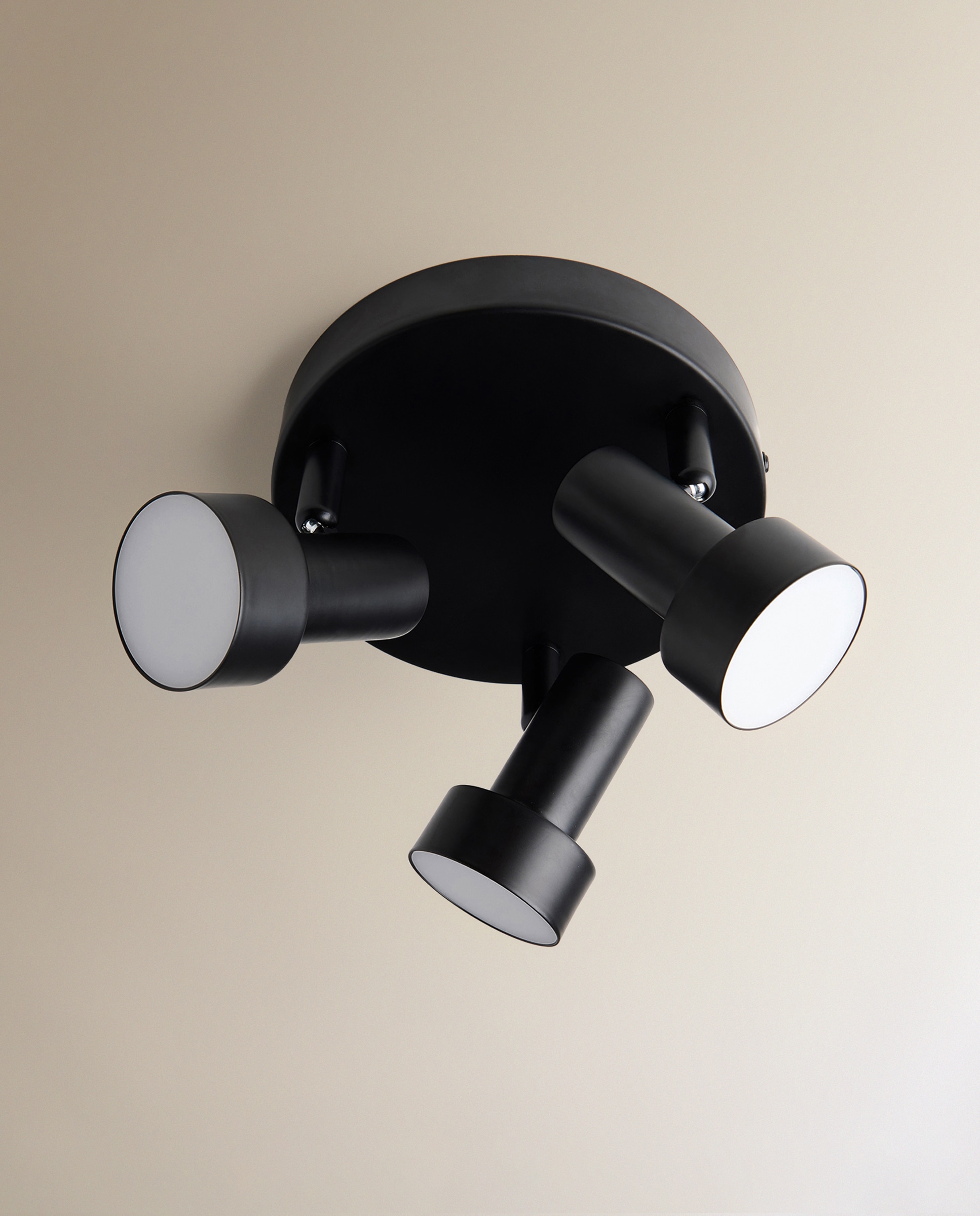 Imagem 0 de Foco com 3 Luzes LED Integradas Hugo