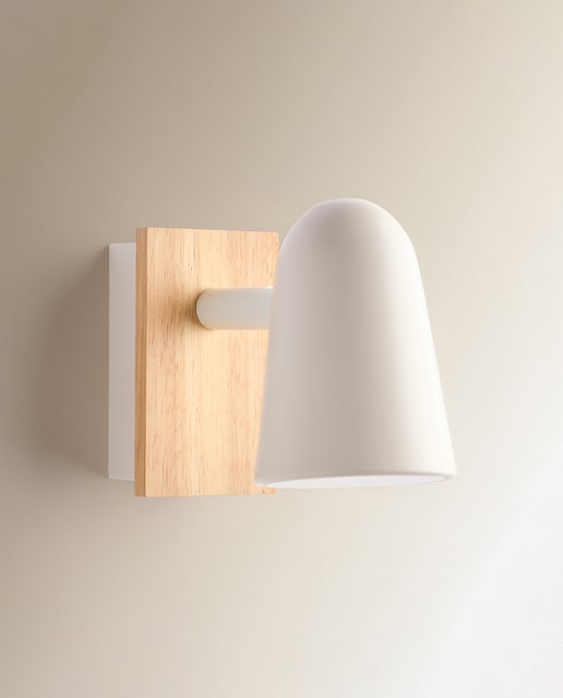 Imagem 0 de Foco com Luz LED Integrada Alex