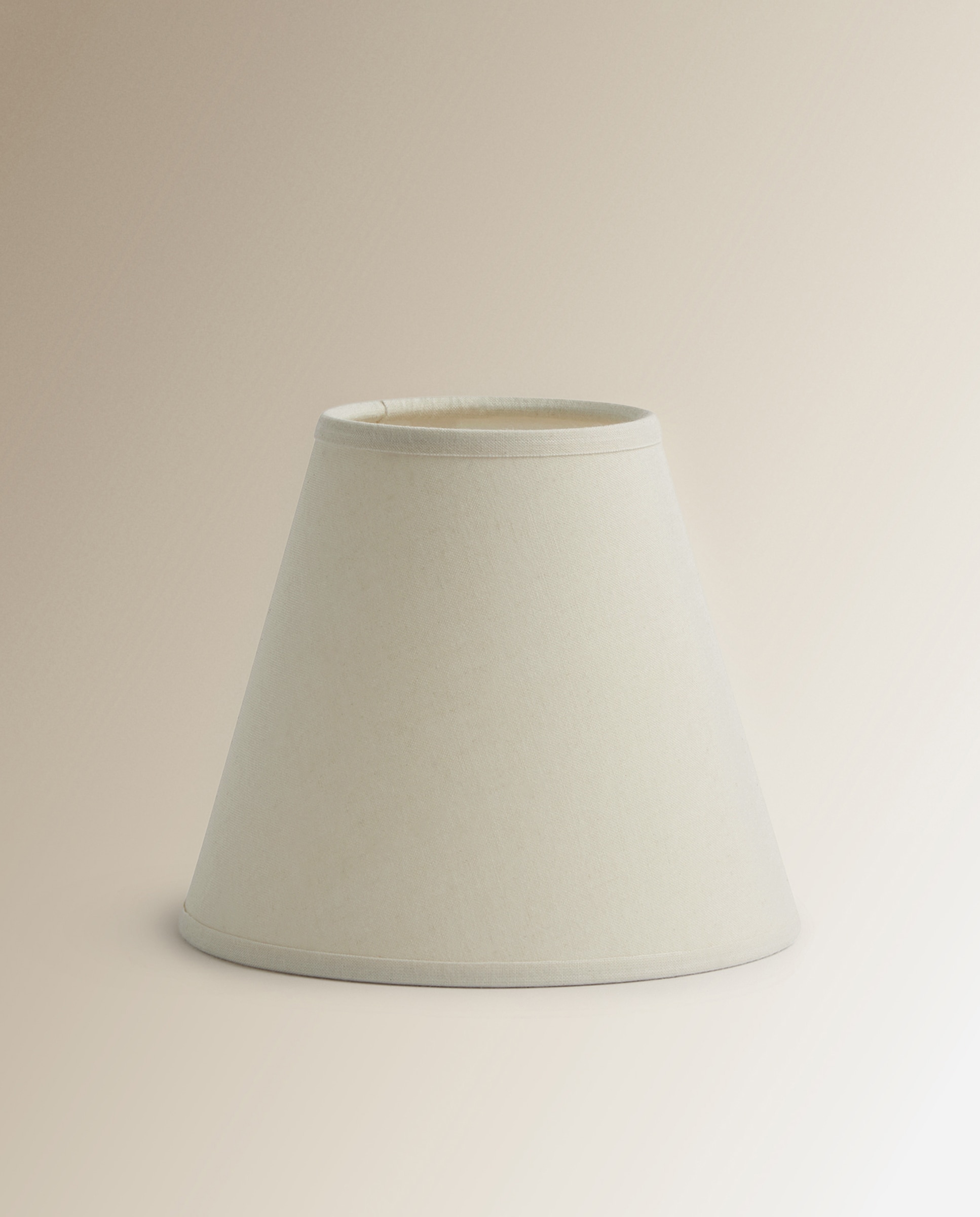 Imagem 0 de Abajur pinça Retor Lyon