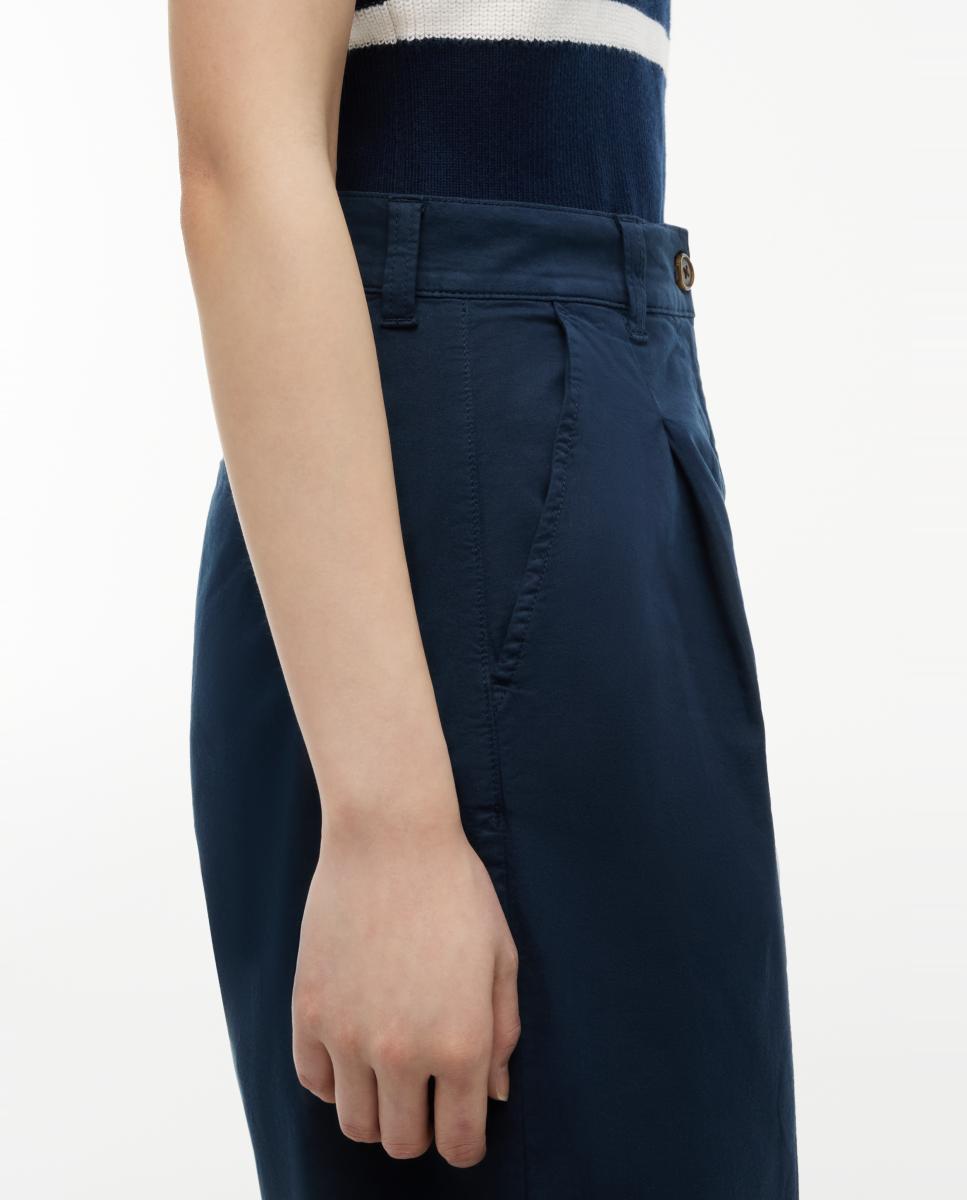 Bermudas Chino com Cintura Subida Azul-marinho-3