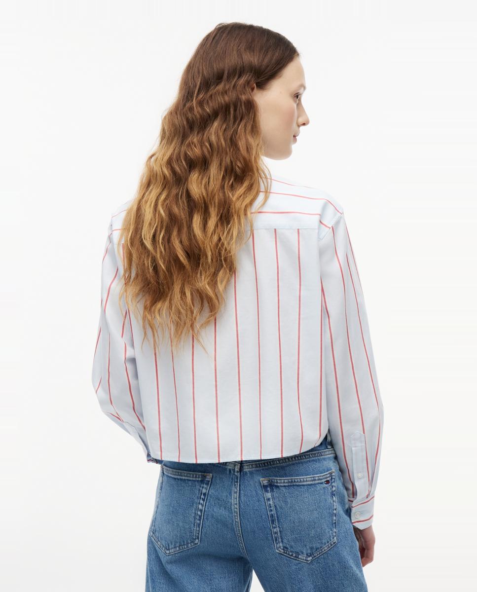Camisa às Riscas com Silhueta Relaxed e Corte Cropped Azul-claro-3